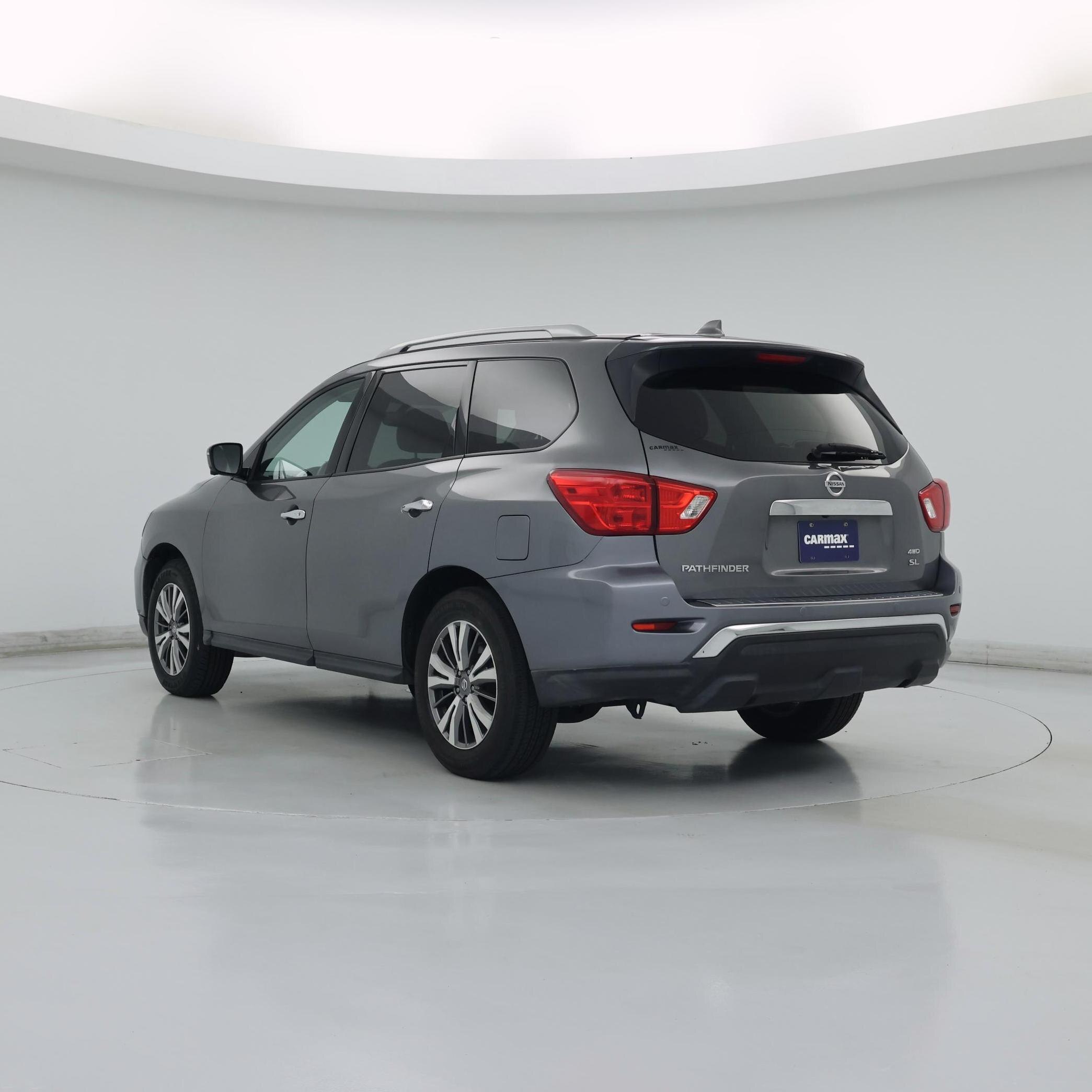 Thumbnail: 2019 Nissan Pathfinder - 2