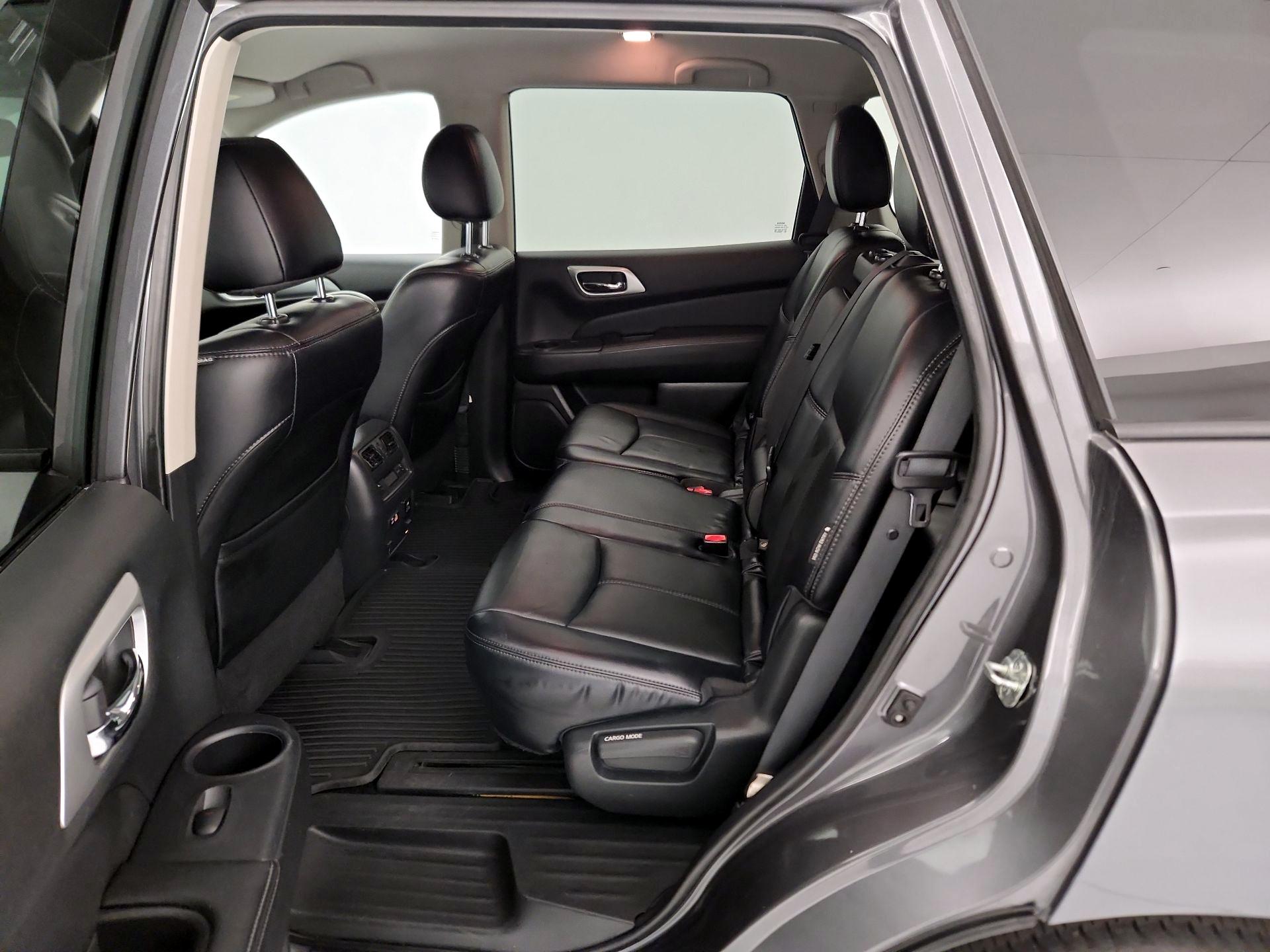 Thumbnail: 2019 Nissan Pathfinder - 19