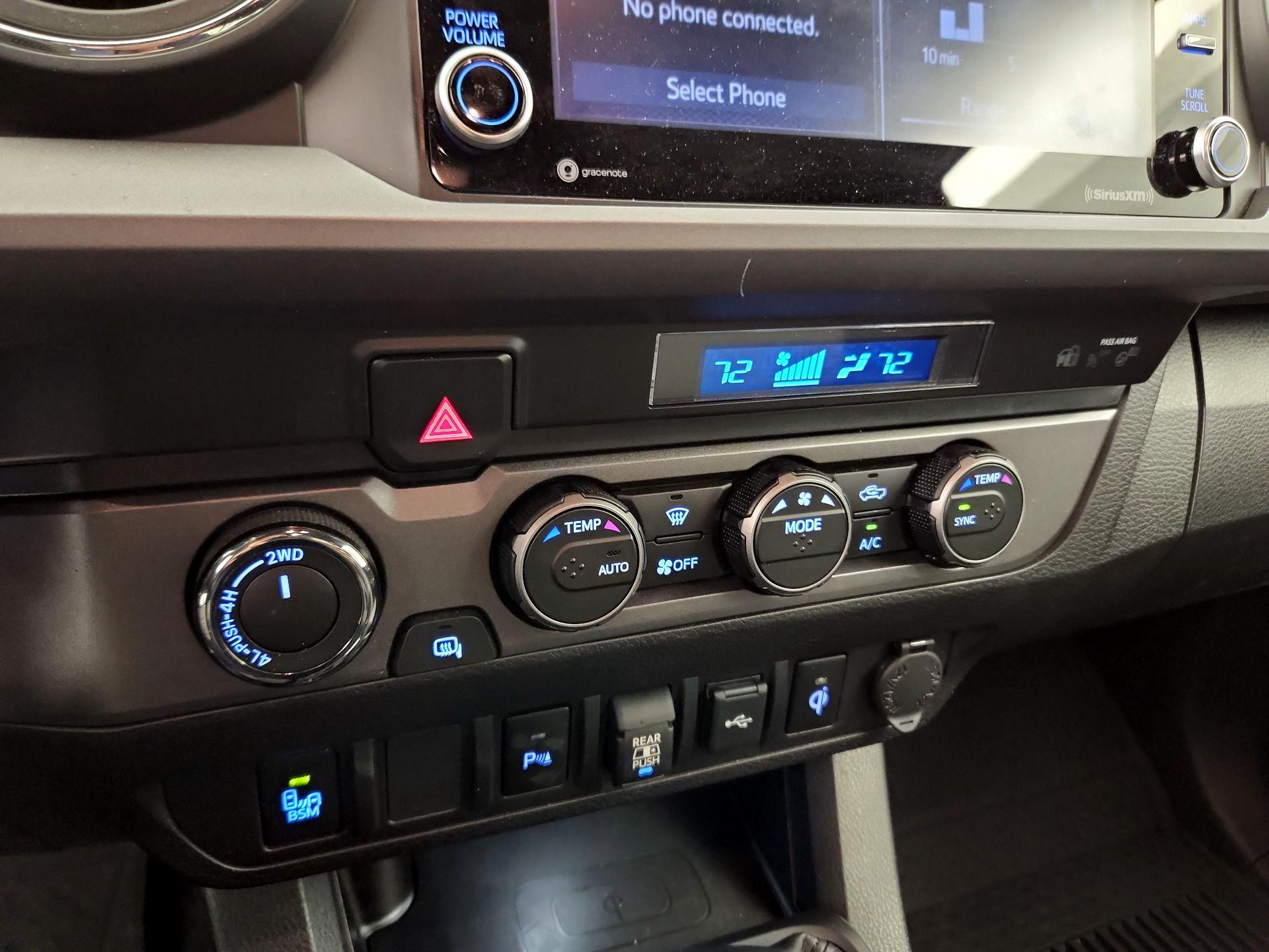 Thumbnail: 2022 Toyota Tacoma - 16