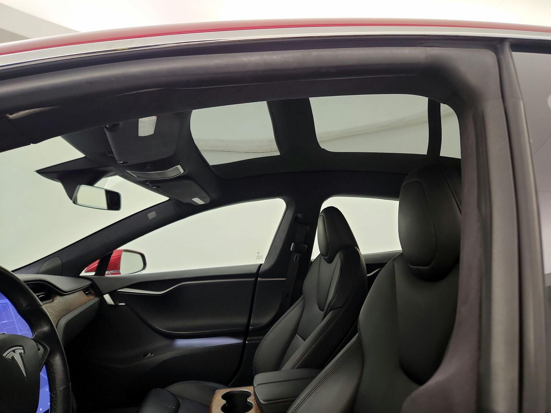 Thumbnail: 2020 Tesla Model S - 20