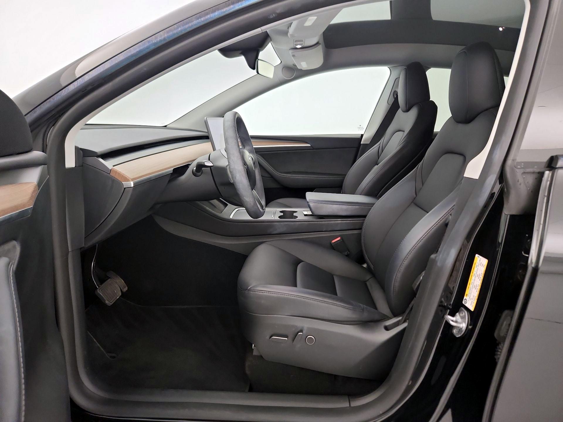 Thumbnail: 2023 Tesla Model Y - 11