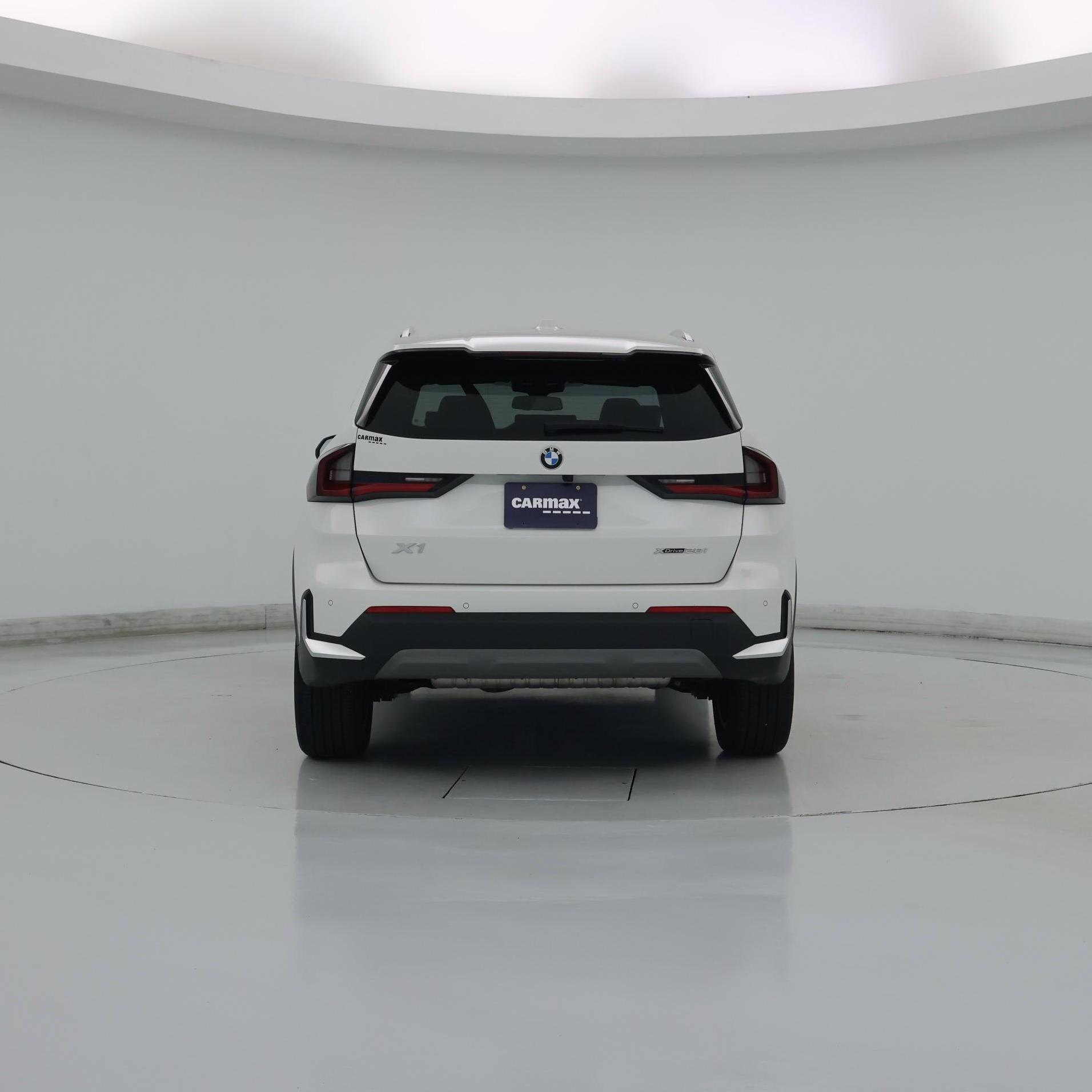 Thumbnail: 2023 BMW X1 - 6