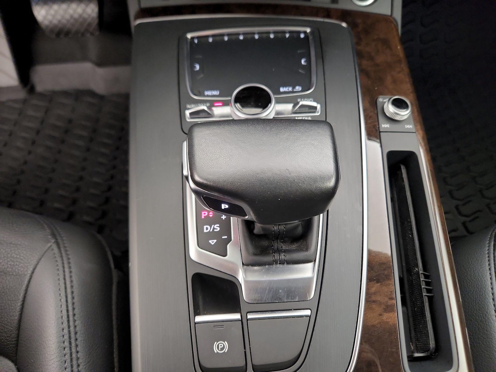 2018 Audi Q5 Premium Plus - Photo 18