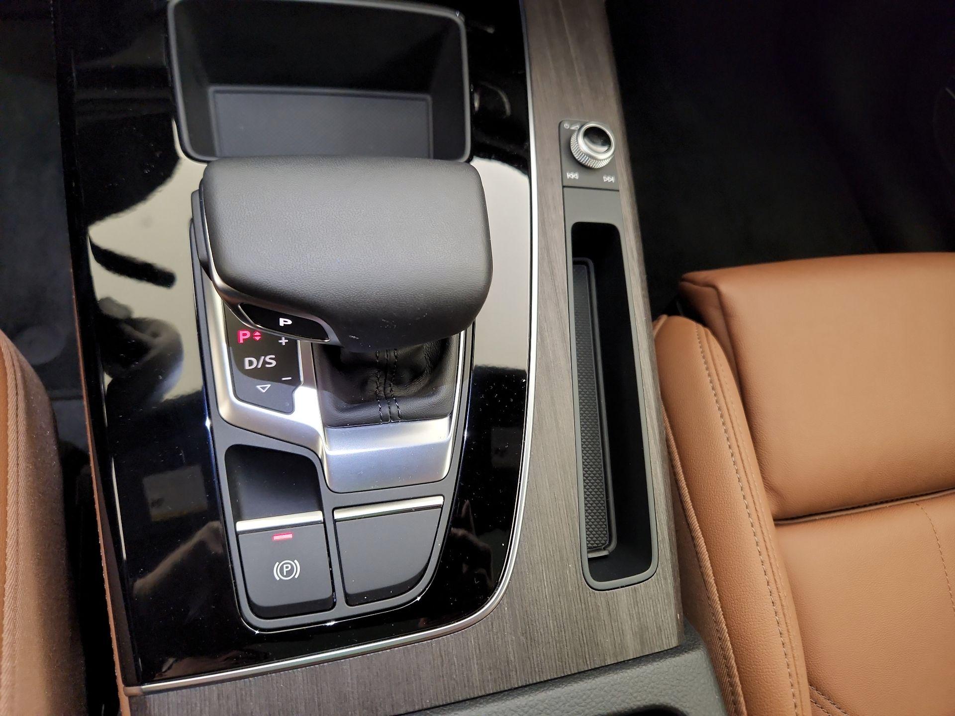 Thumbnail: 2024 Audi Q5 - 18
