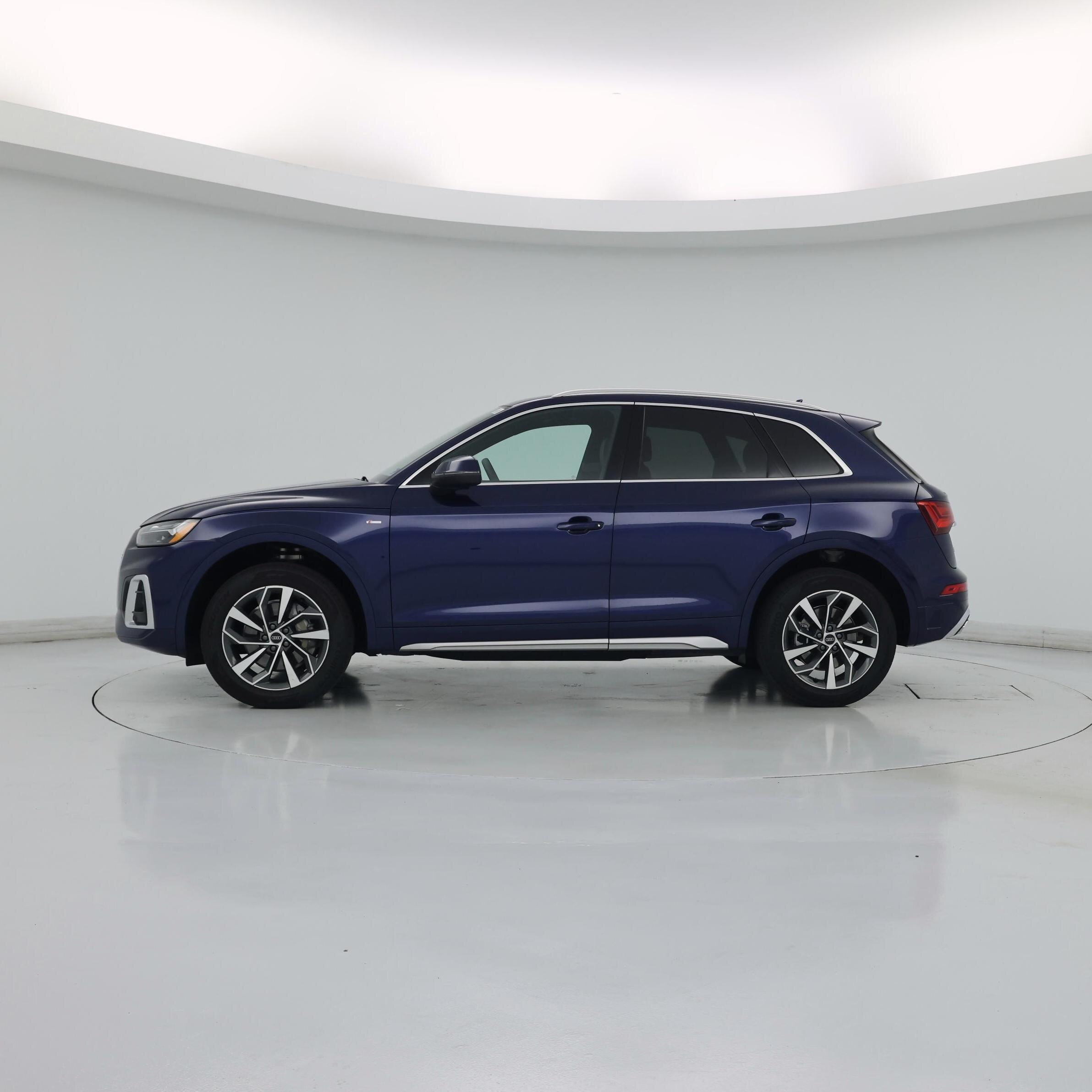 Thumbnail: 2024 Audi Q5 - 3