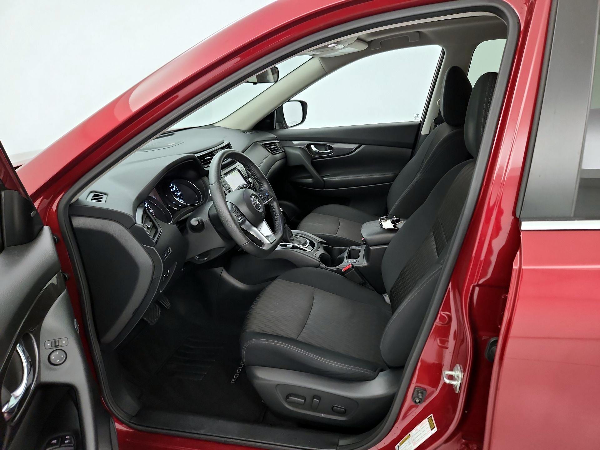 Thumbnail: 2020 Nissan Rogue - 11