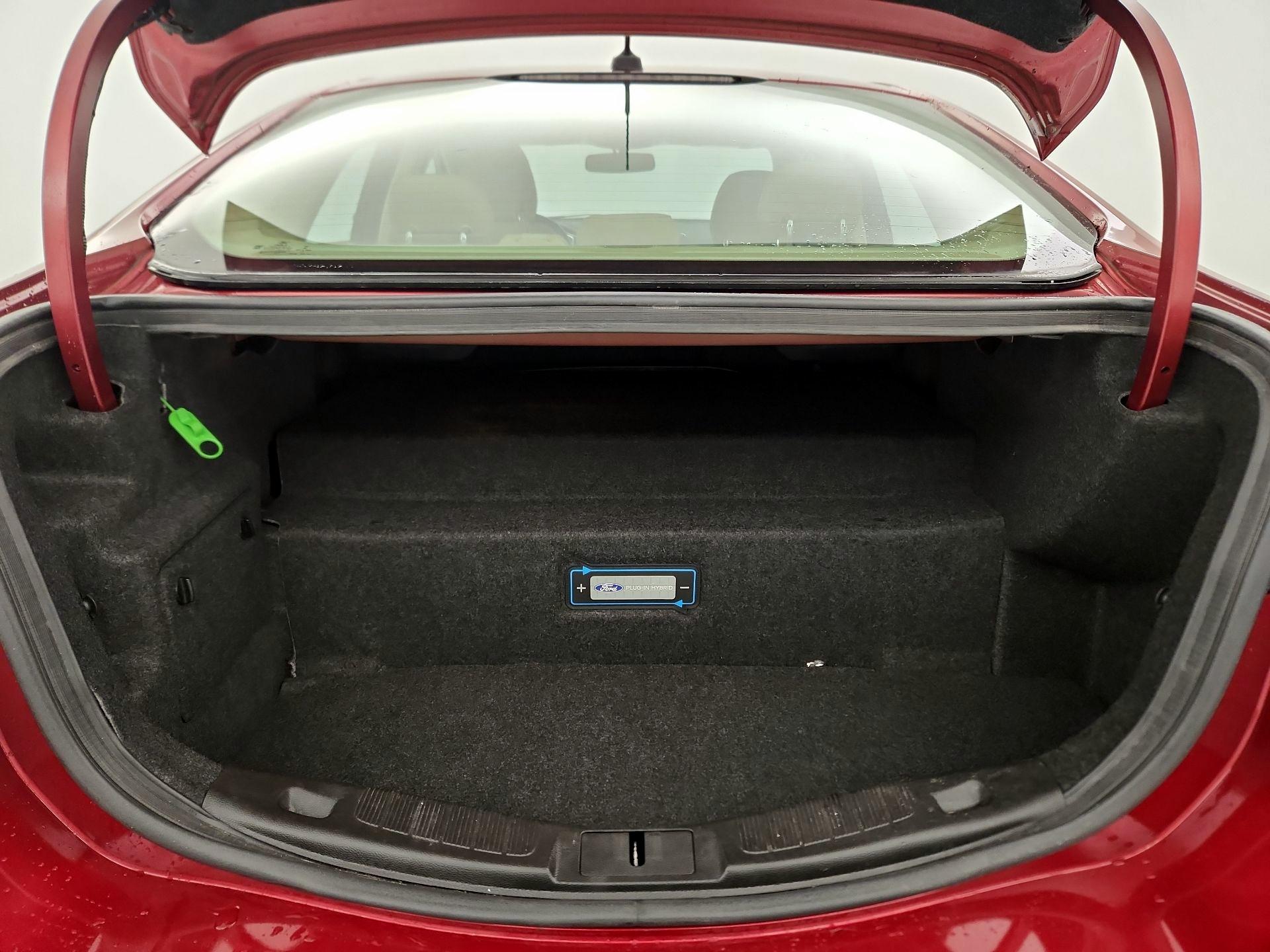 Thumbnail: 2014 Ford Fusion - 18