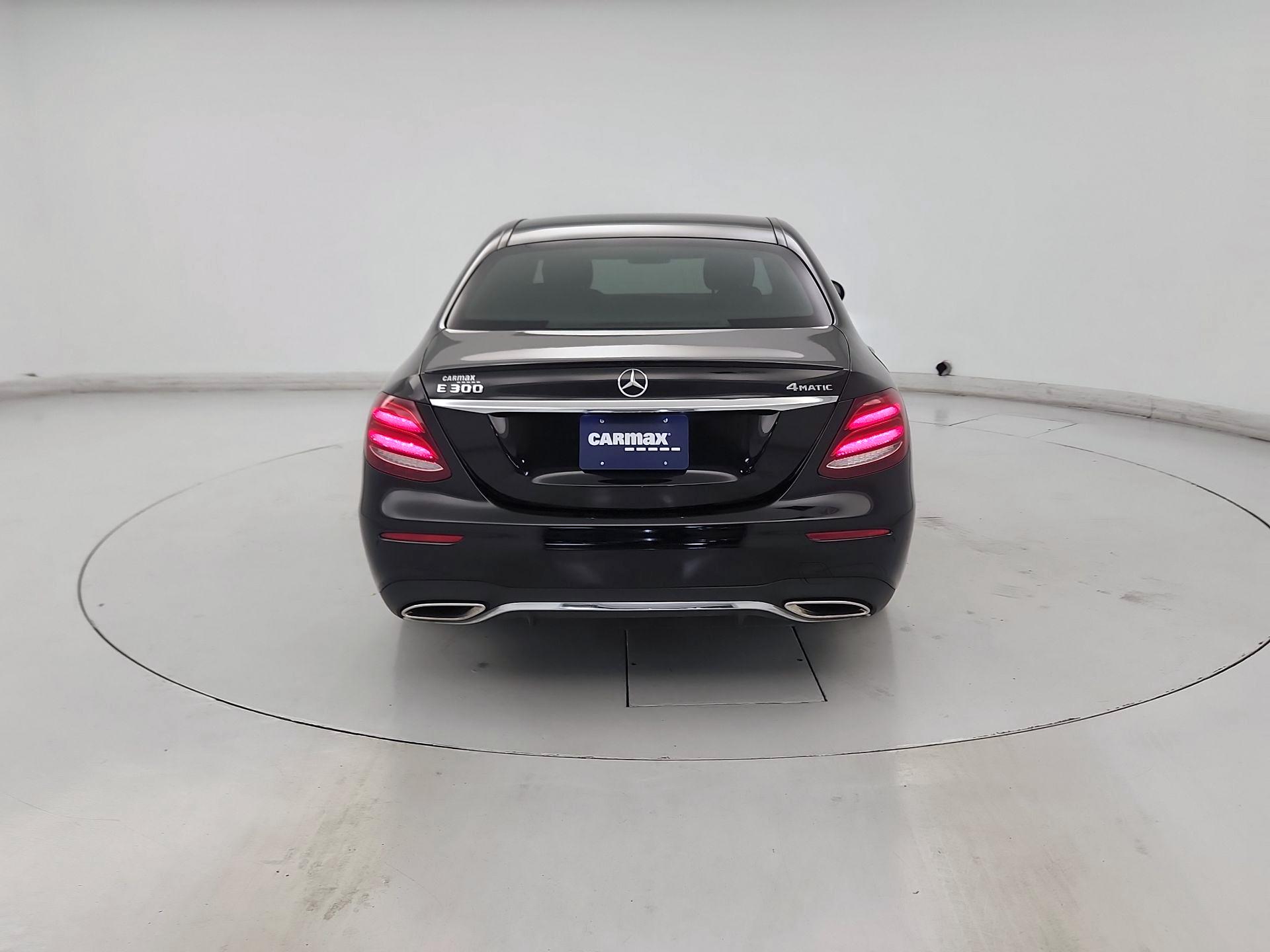Thumbnail: 2019 Mercedes-Benz E-Class - 6