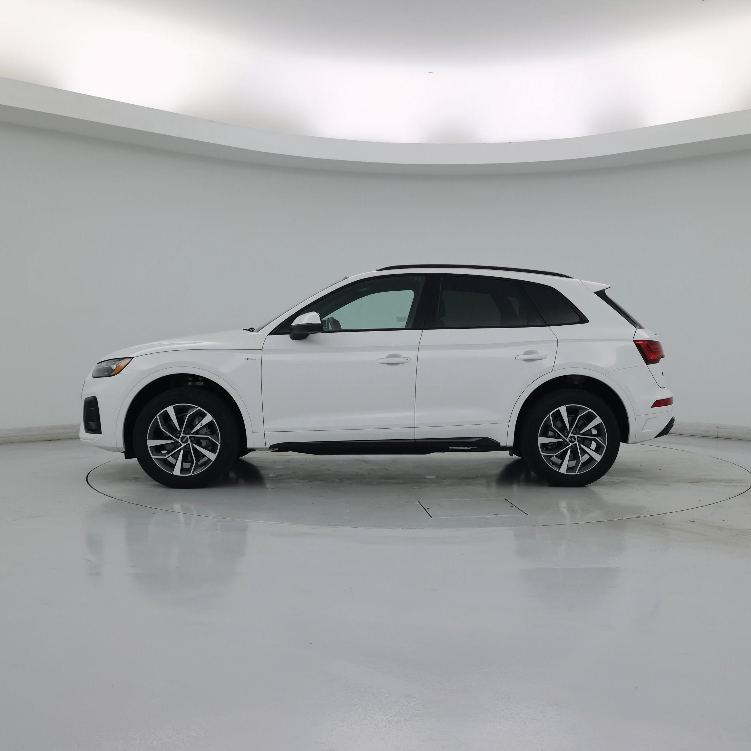 Thumbnail: 2024 Audi Q5 - 3