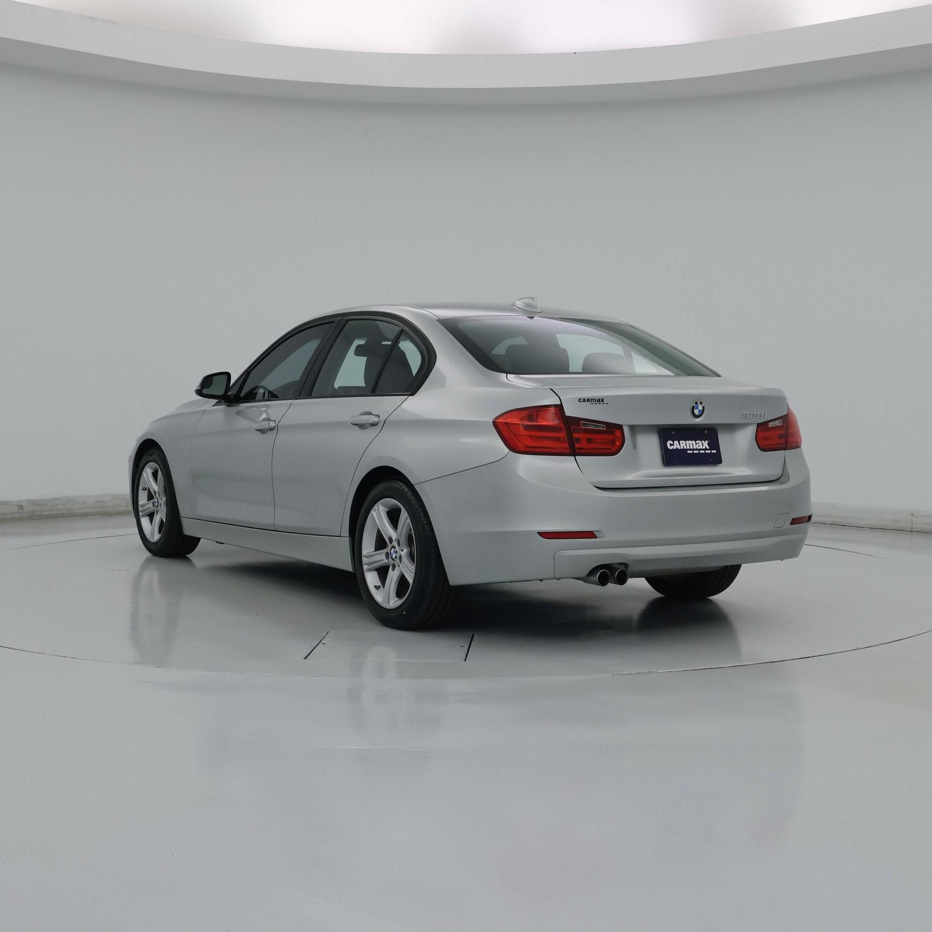 Thumbnail: 2015 BMW 3 Series - 2