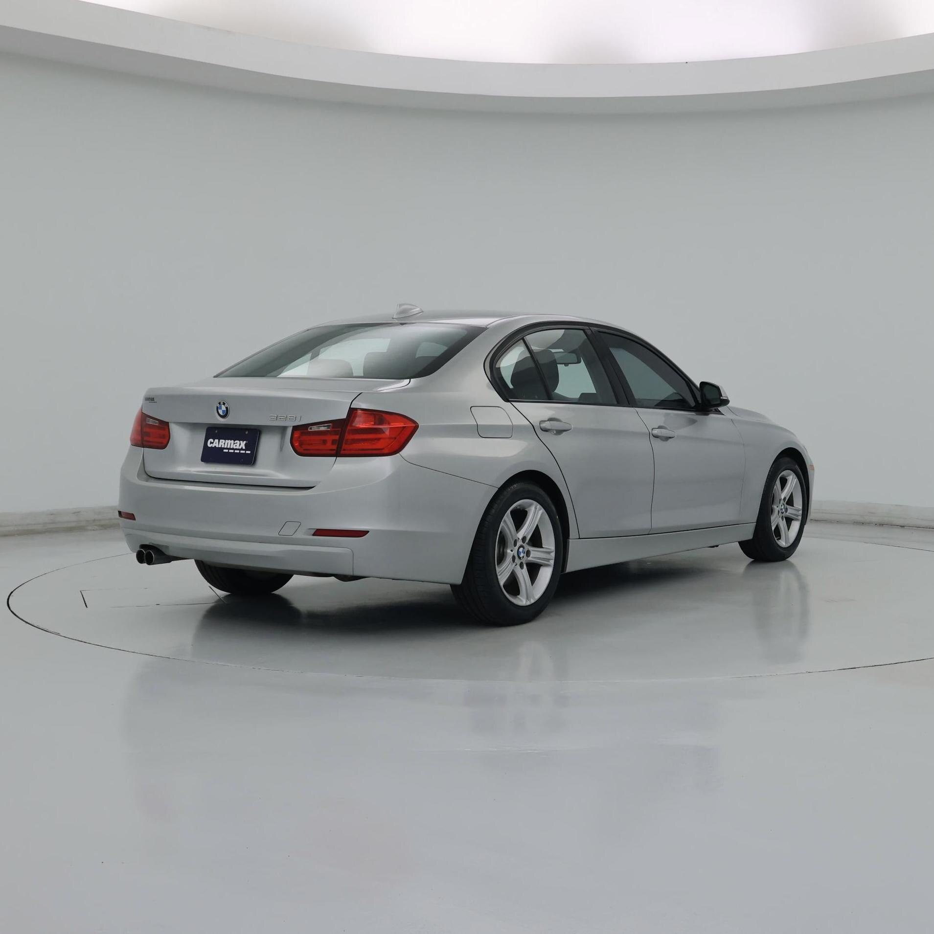 Thumbnail: 2015 BMW 3 Series - 8