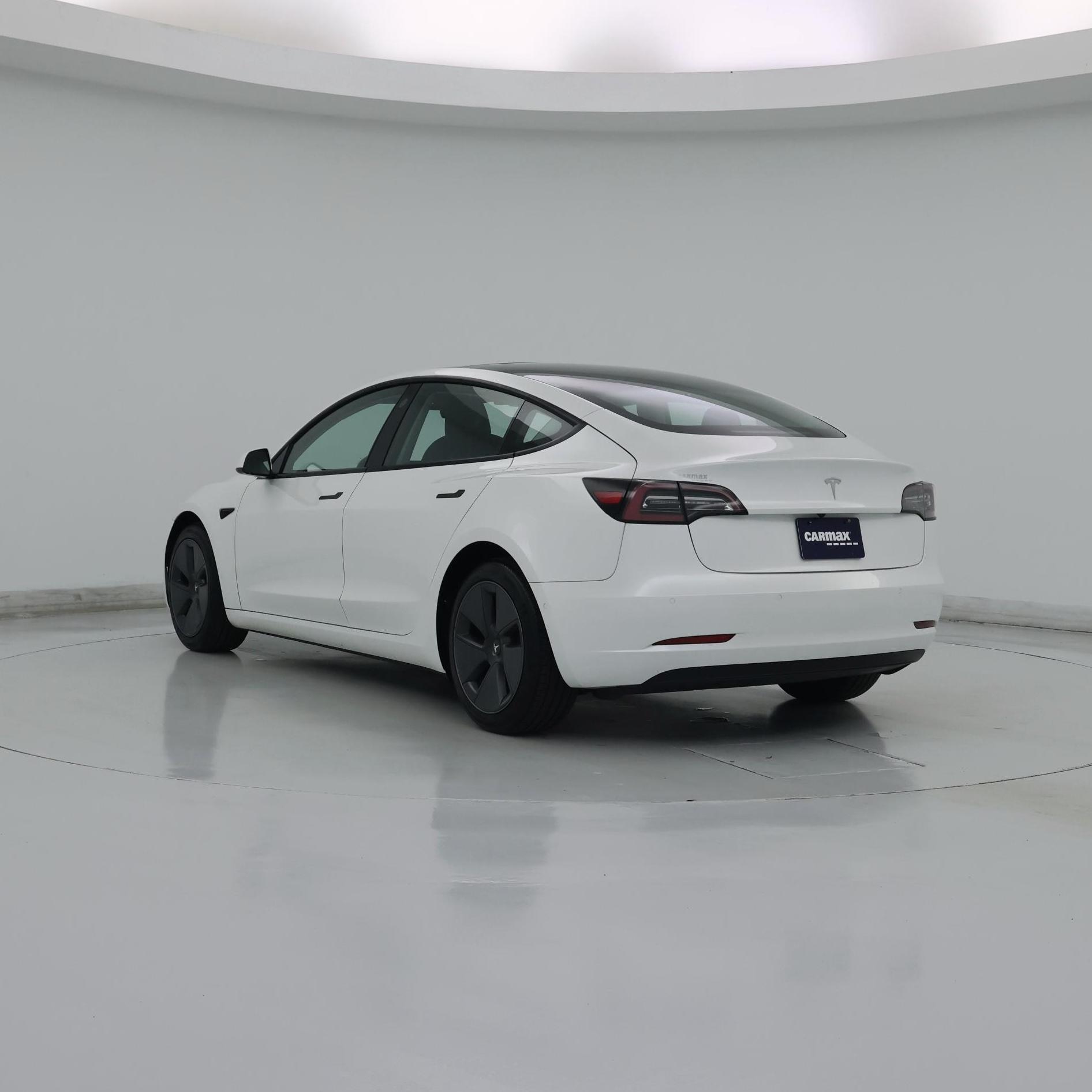 Thumbnail: 2022 Tesla Model 3 - 2