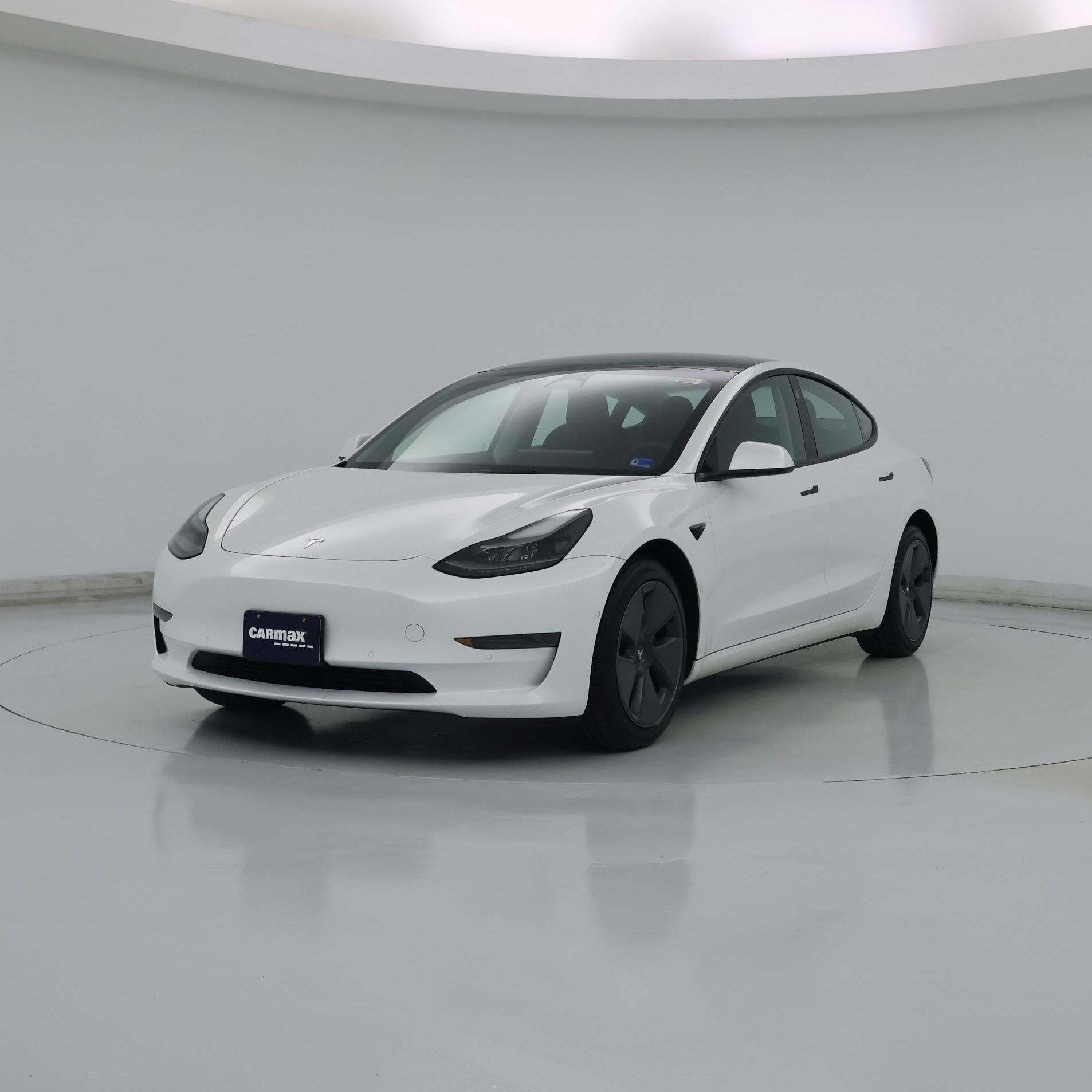 Thumbnail: 2022 Tesla Model 3 - 4