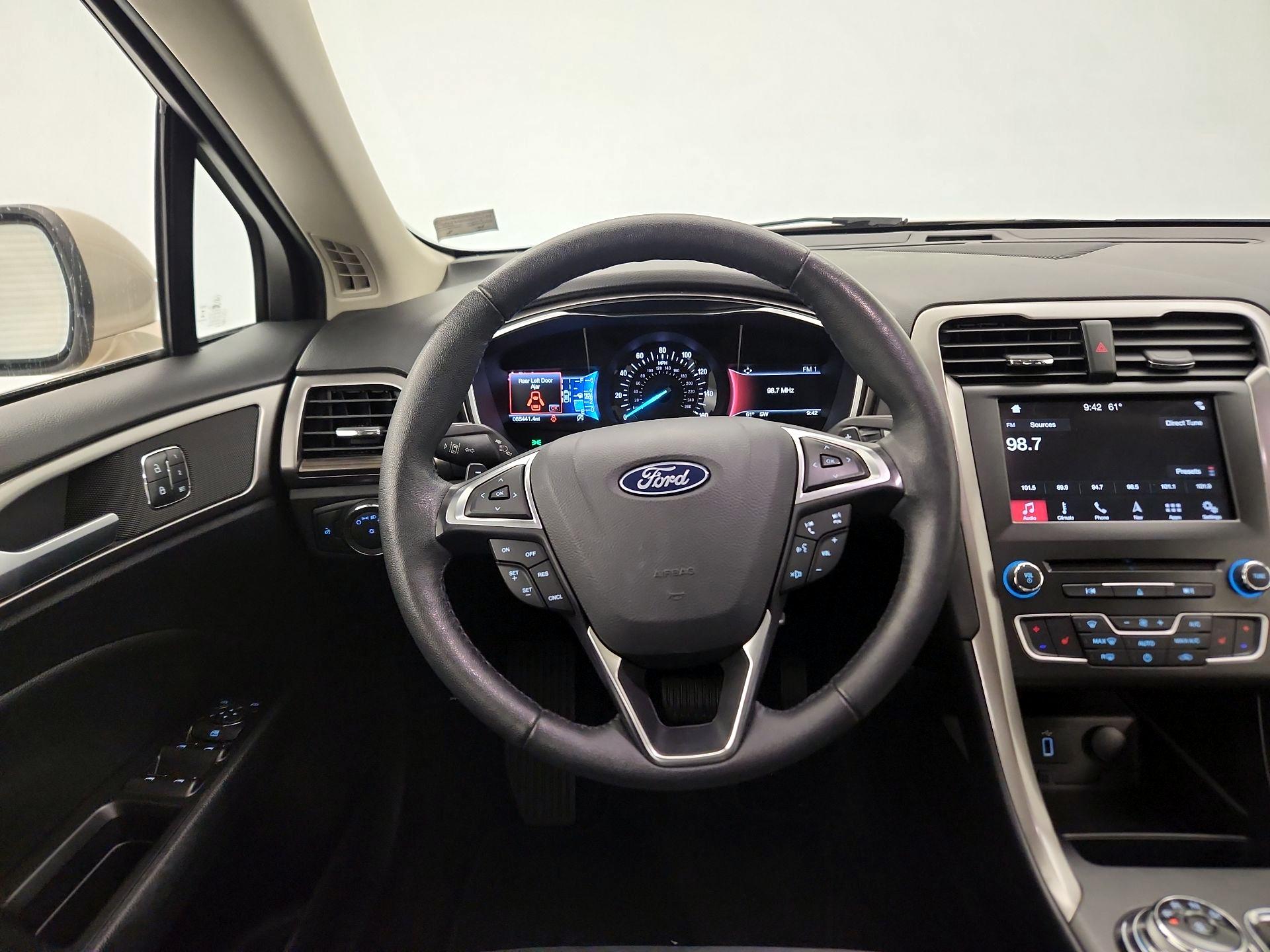 Thumbnail: 2018 Ford Fusion - 10