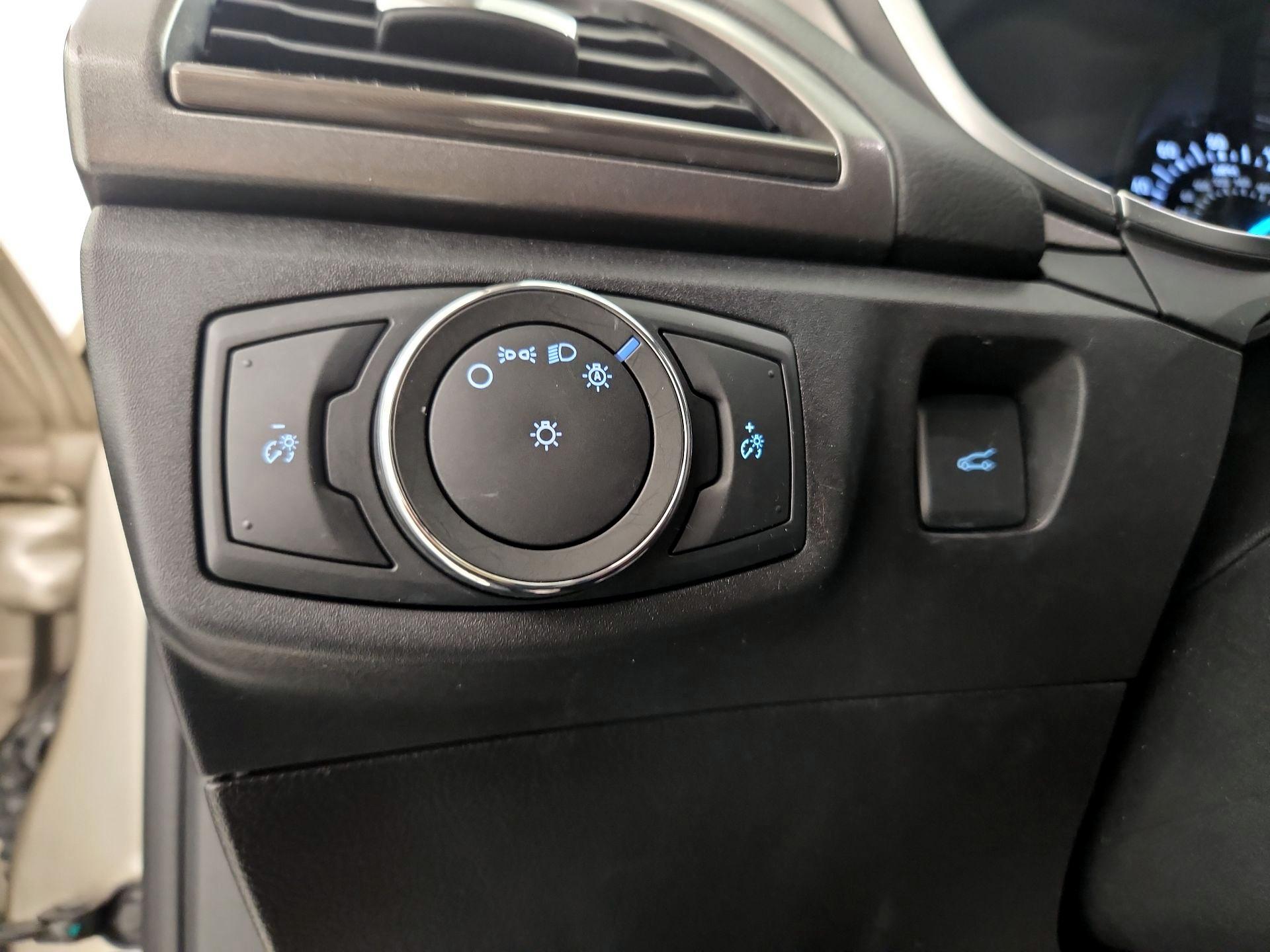 Thumbnail: 2018 Ford Fusion - 13
