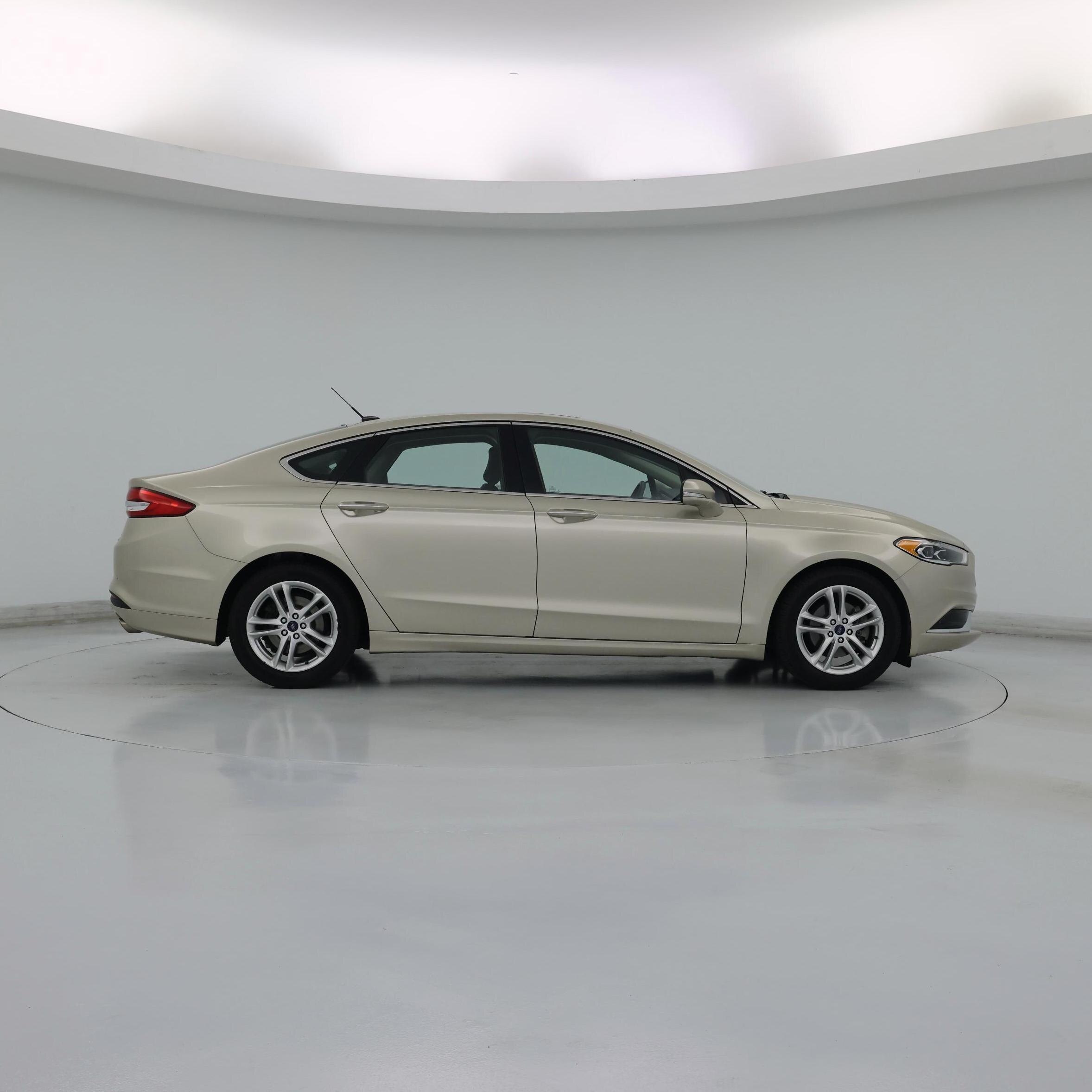 Thumbnail: 2018 Ford Fusion - 7