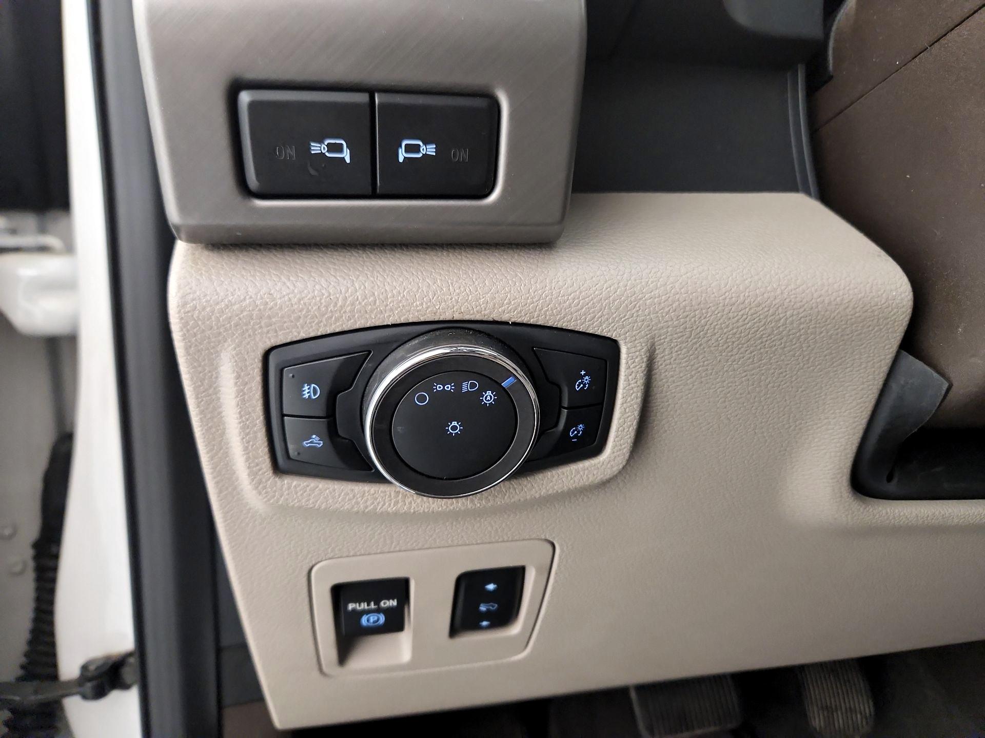 Thumbnail: 2019 Ford F-150 - 13