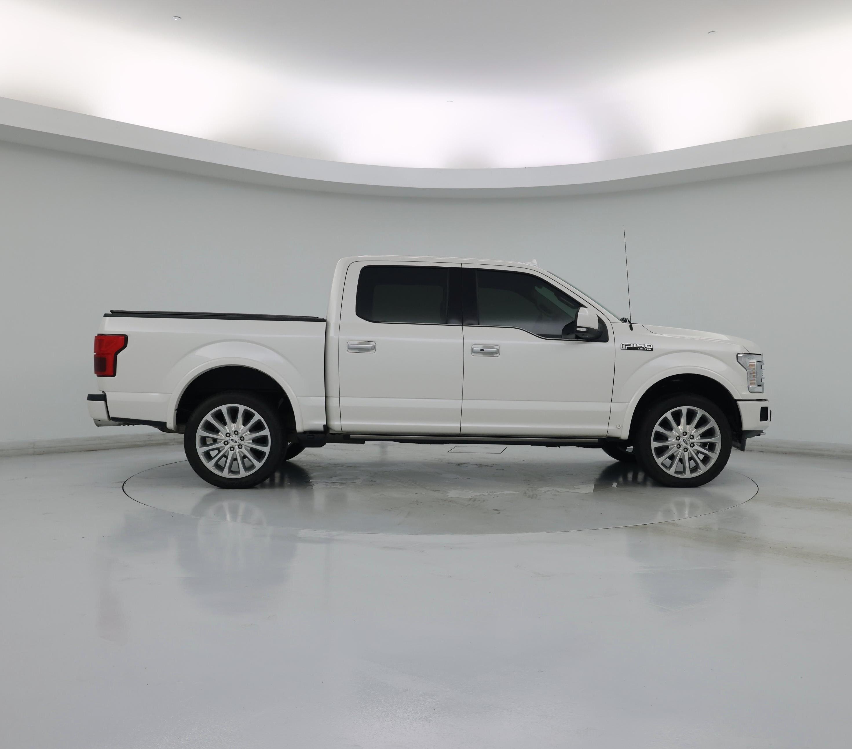 Thumbnail: 2019 Ford F-150 - 7