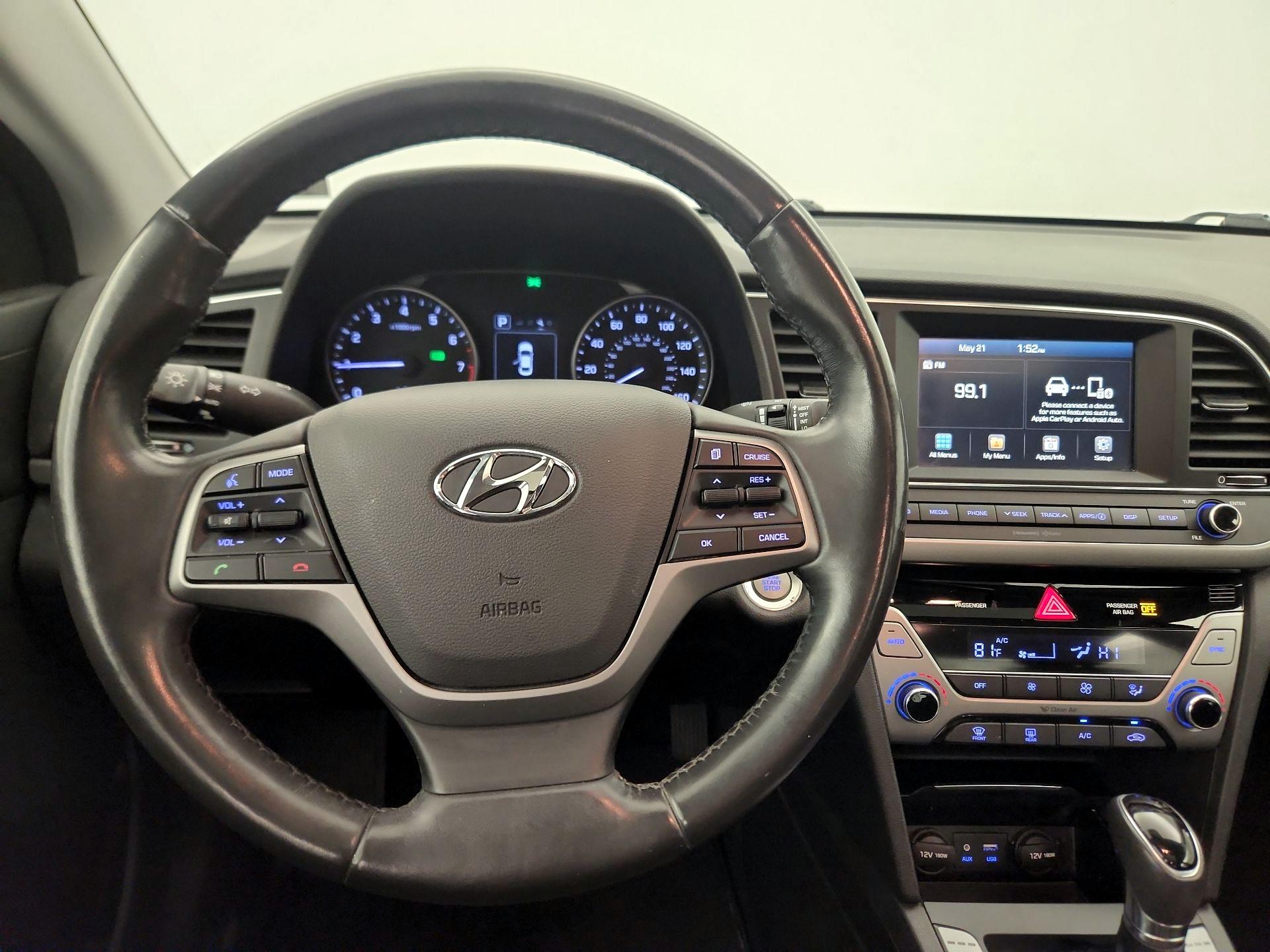 Thumbnail: 2017 Hyundai Elantra - 10