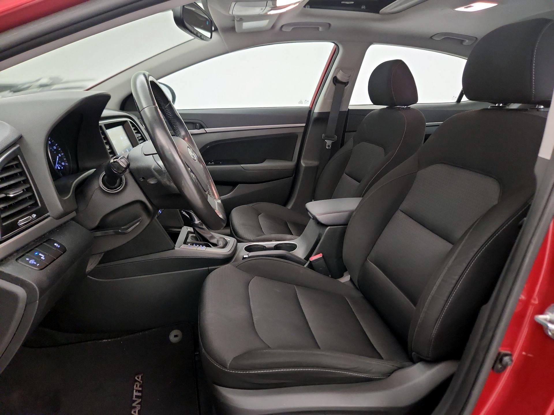 Thumbnail: 2017 Hyundai Elantra - 11