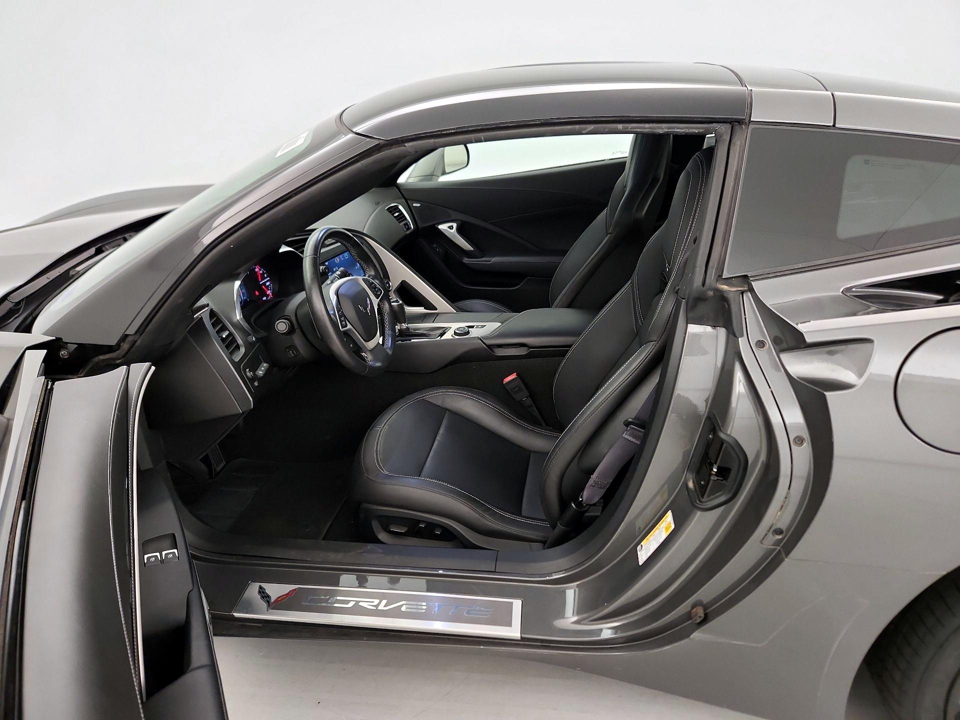 Thumbnail: 2015 Chevrolet Corvette - 11
