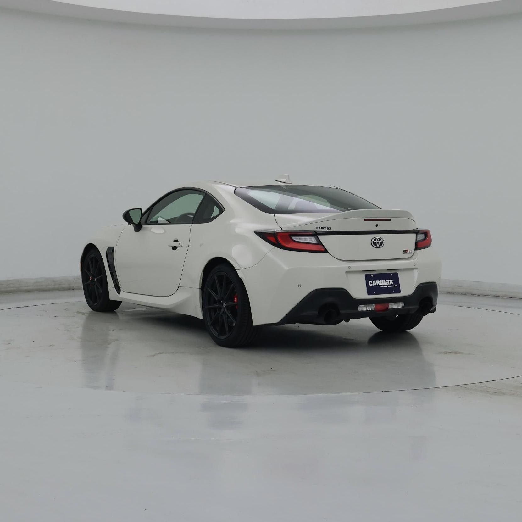 Thumbnail: 2024 Toyota GR86 - 2