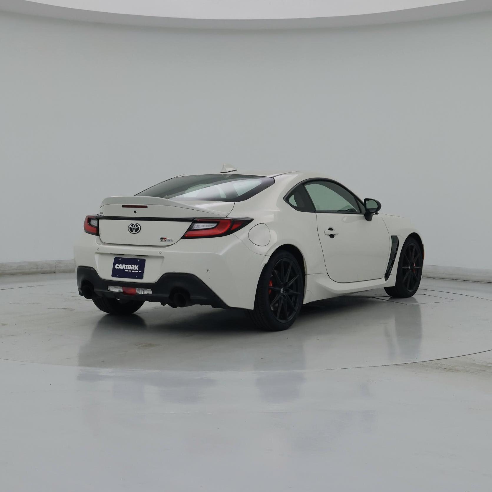 Thumbnail: 2024 Toyota GR86 - 8