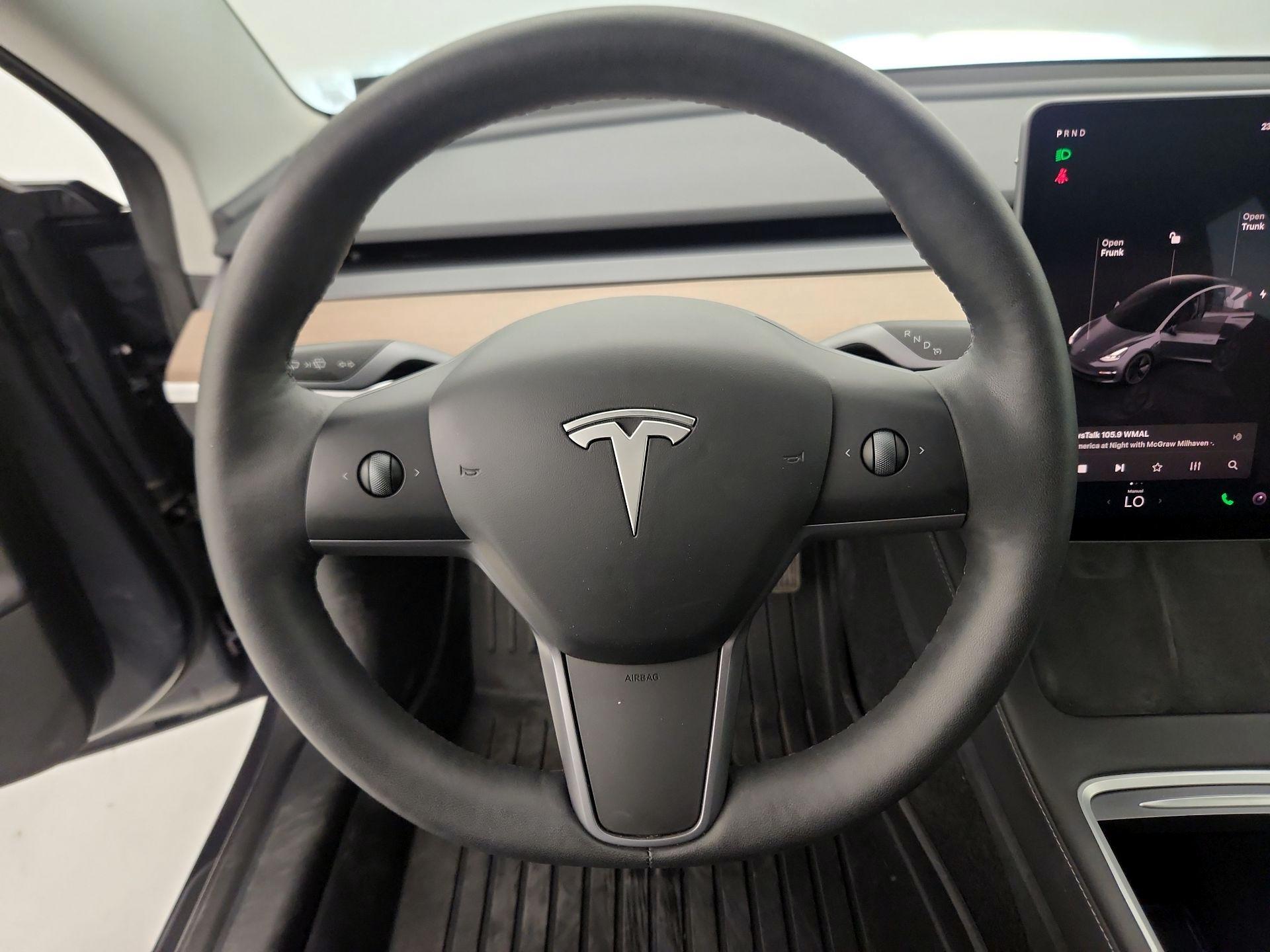Thumbnail: 2023 Tesla Model 3 - 10