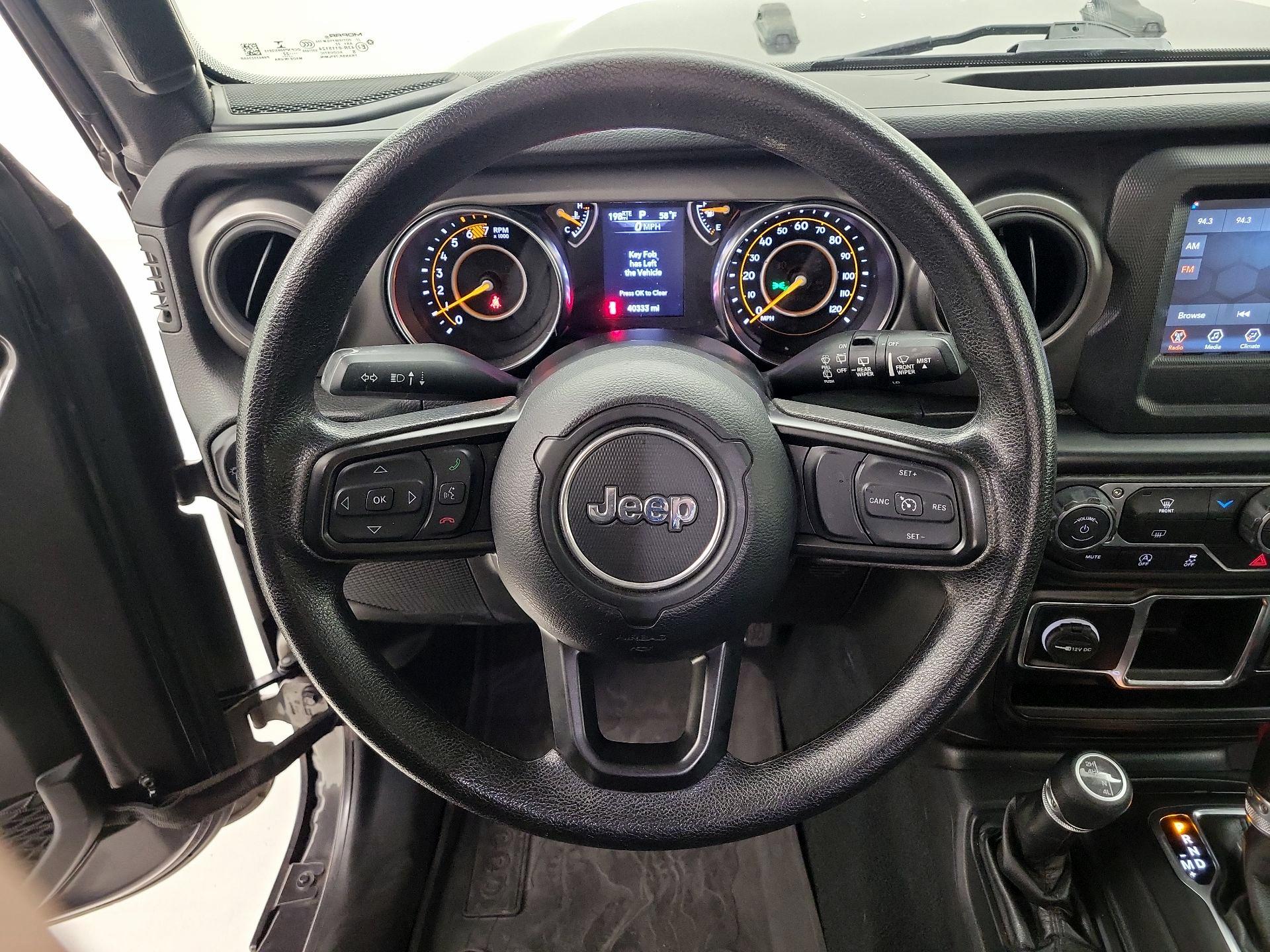 Thumbnail: 2022 Jeep Wrangler - 10