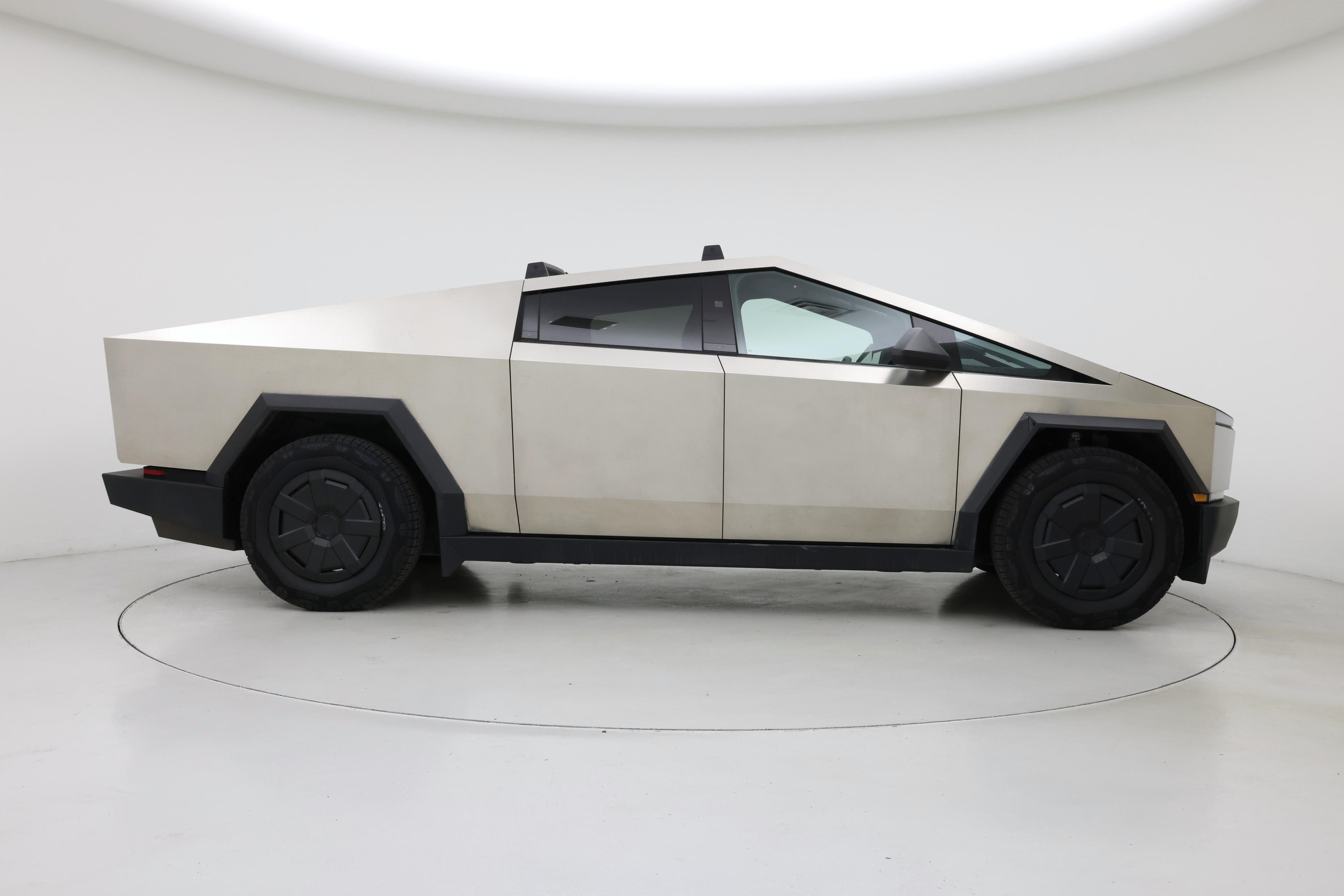 Thumbnail: 2024 Tesla Cybertruck - 7