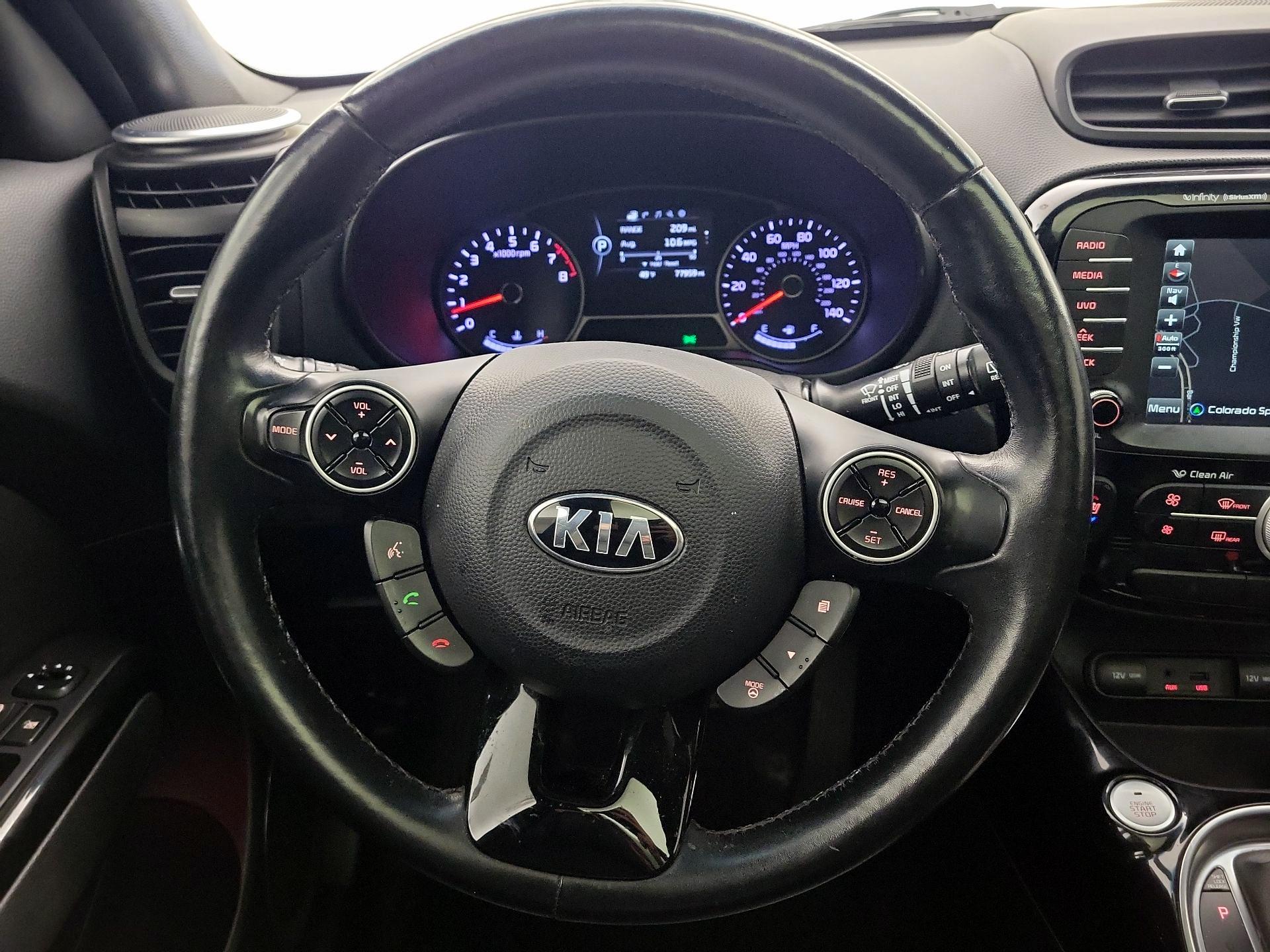 Thumbnail: 2015 Kia Soul - 10