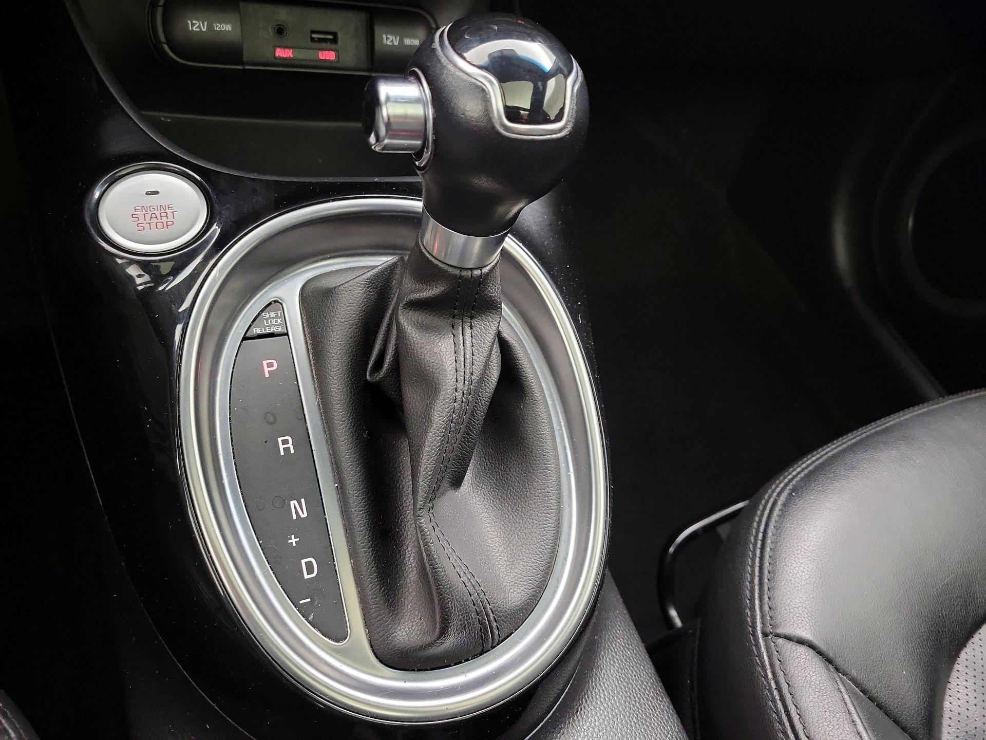 Thumbnail: 2015 Kia Soul - 18
