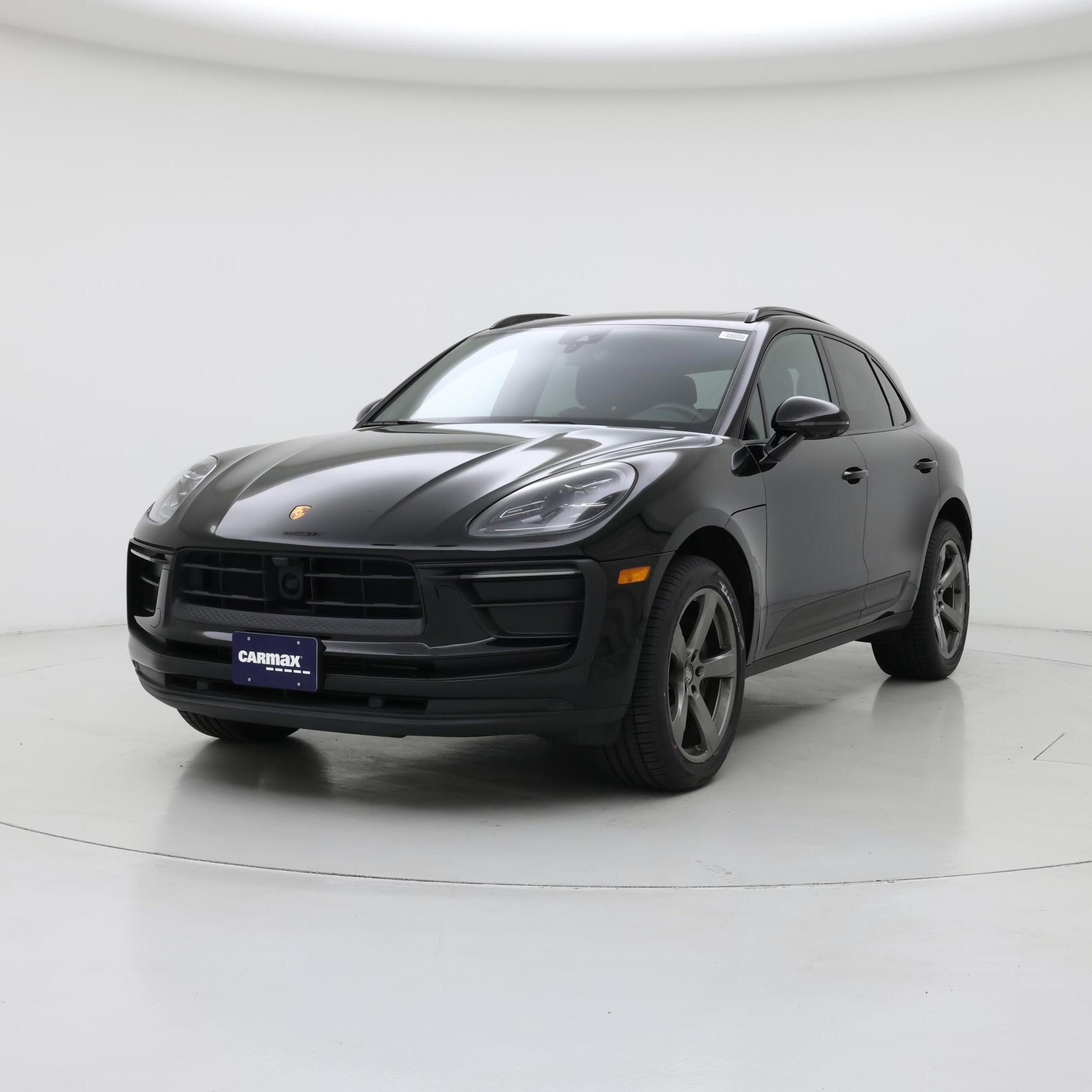Thumbnail: 2023 Porsche Macan - 4