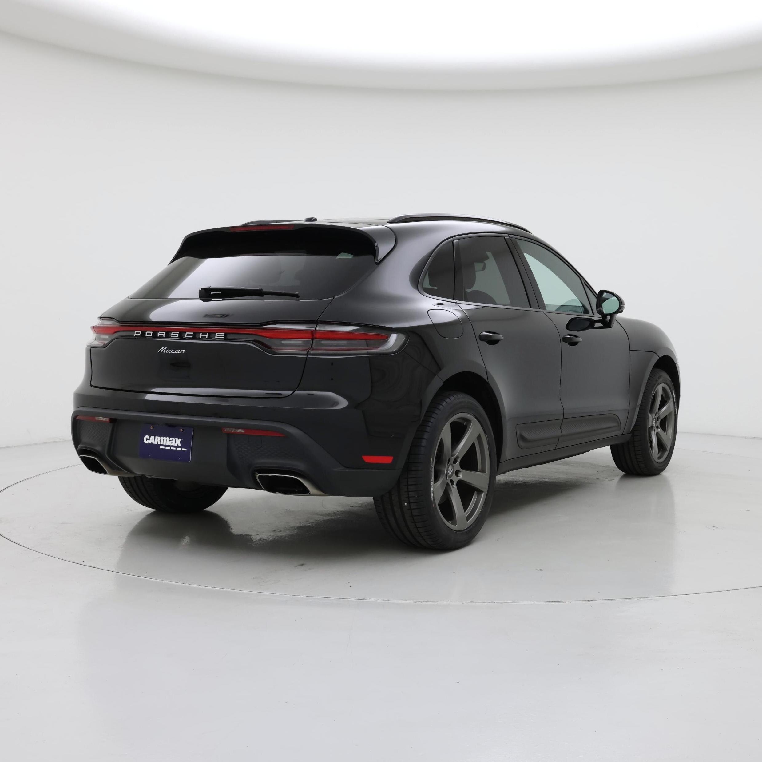 Thumbnail: 2023 Porsche Macan - 8