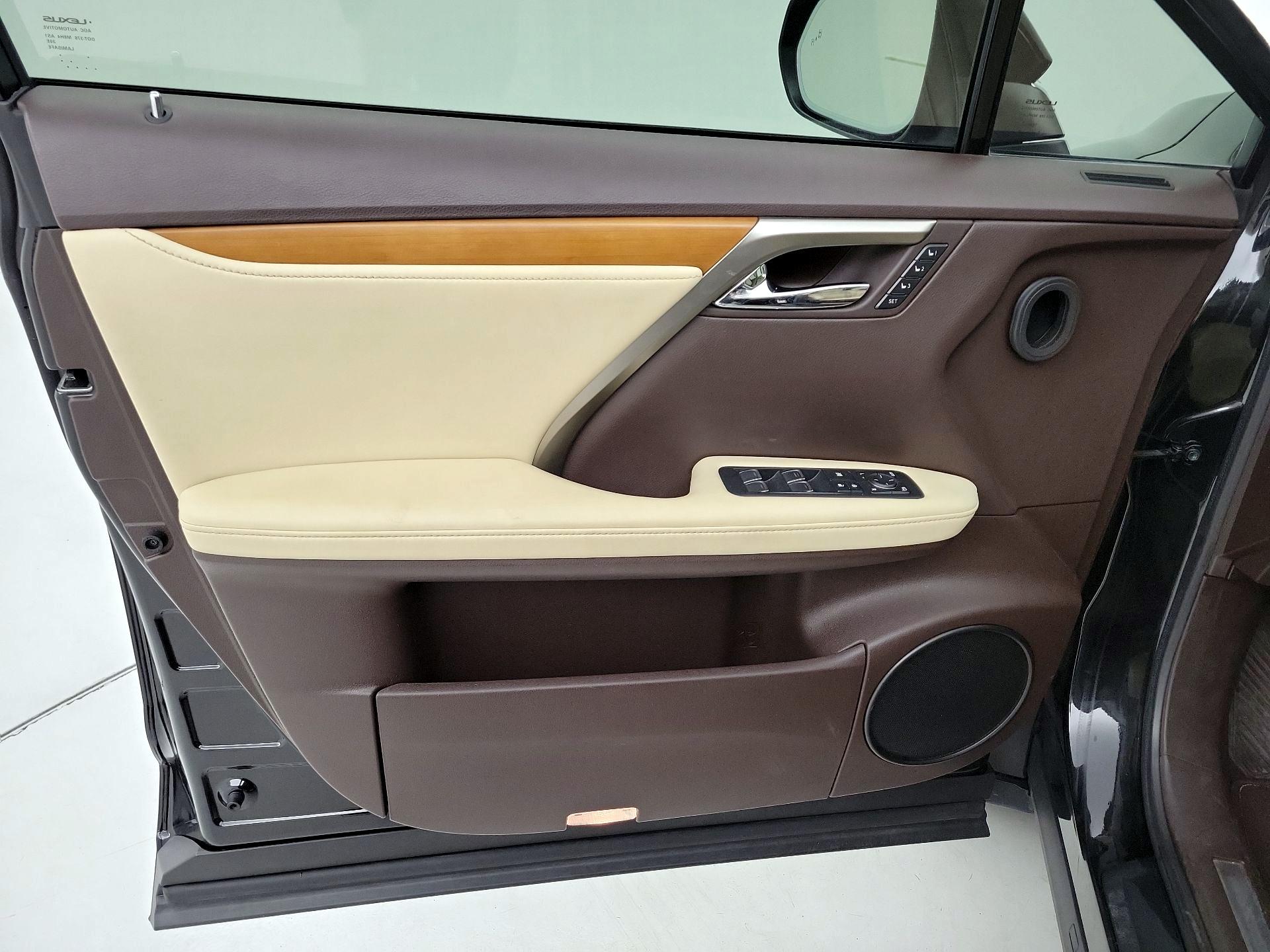 Thumbnail: 2020 Lexus RX - 12