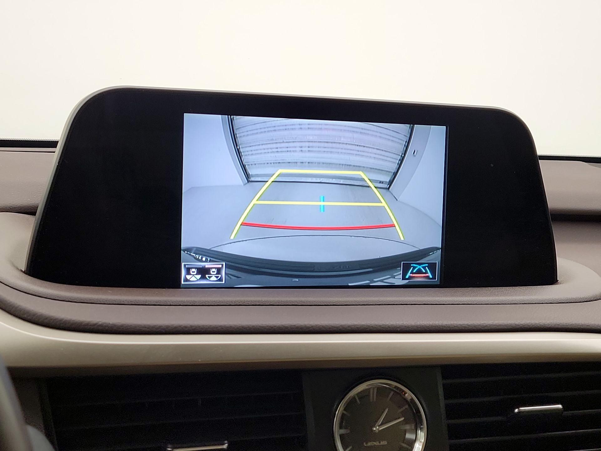 Thumbnail: 2020 Lexus RX - 14