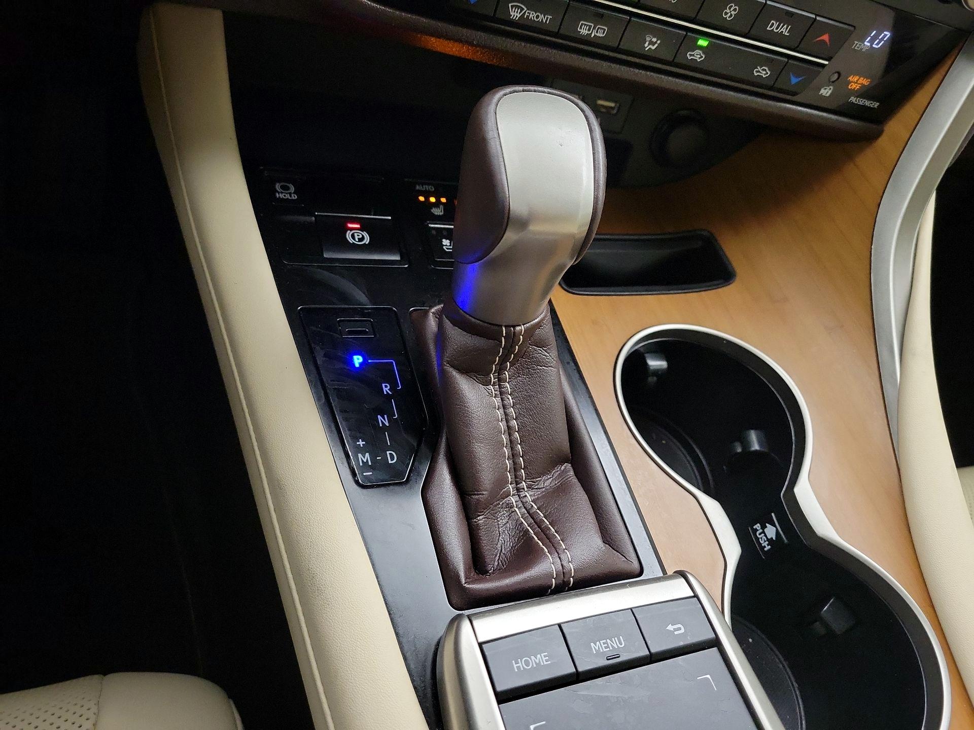 Thumbnail: 2020 Lexus RX - 17