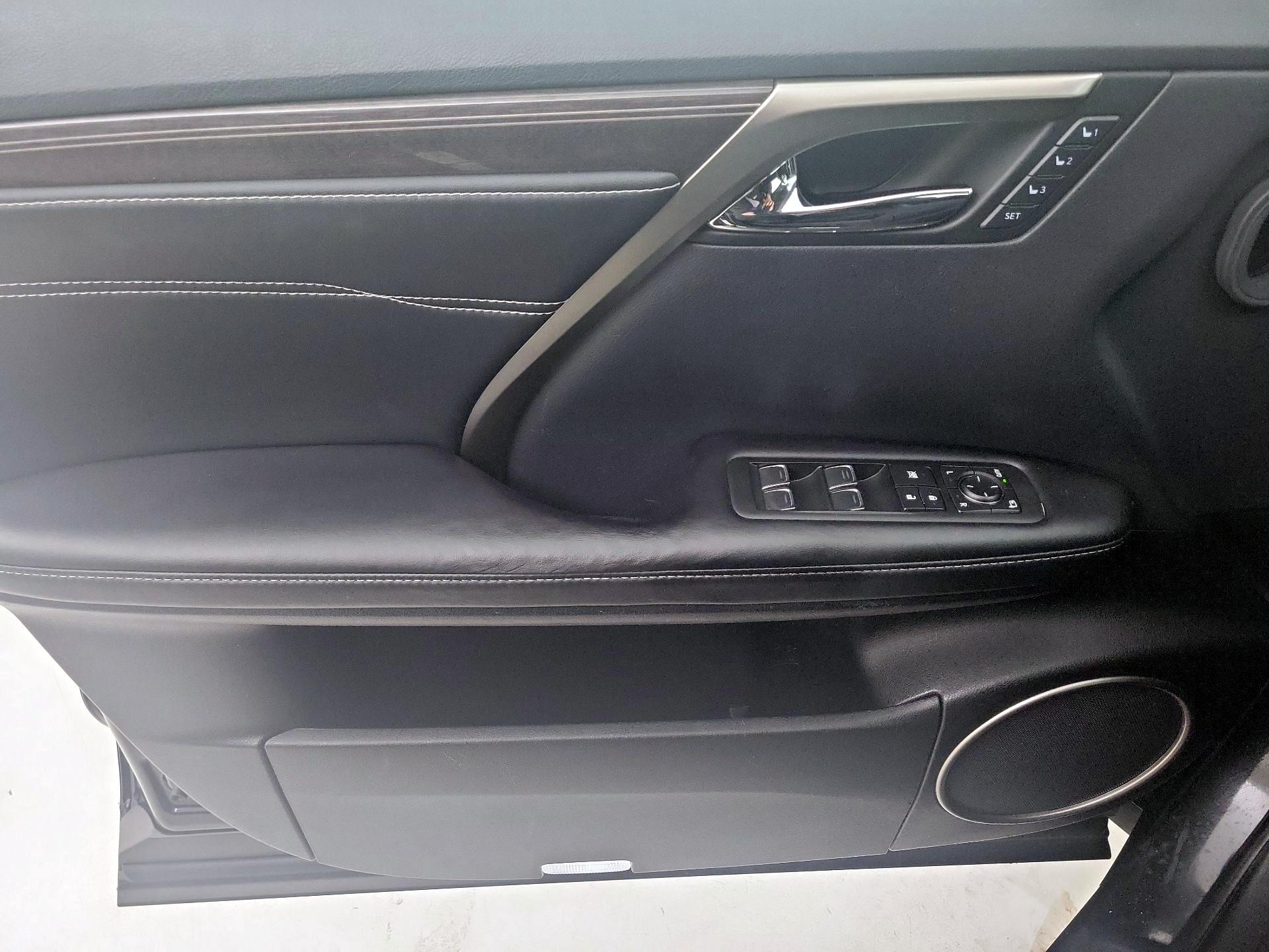 Thumbnail: 2018 Lexus RX - 12