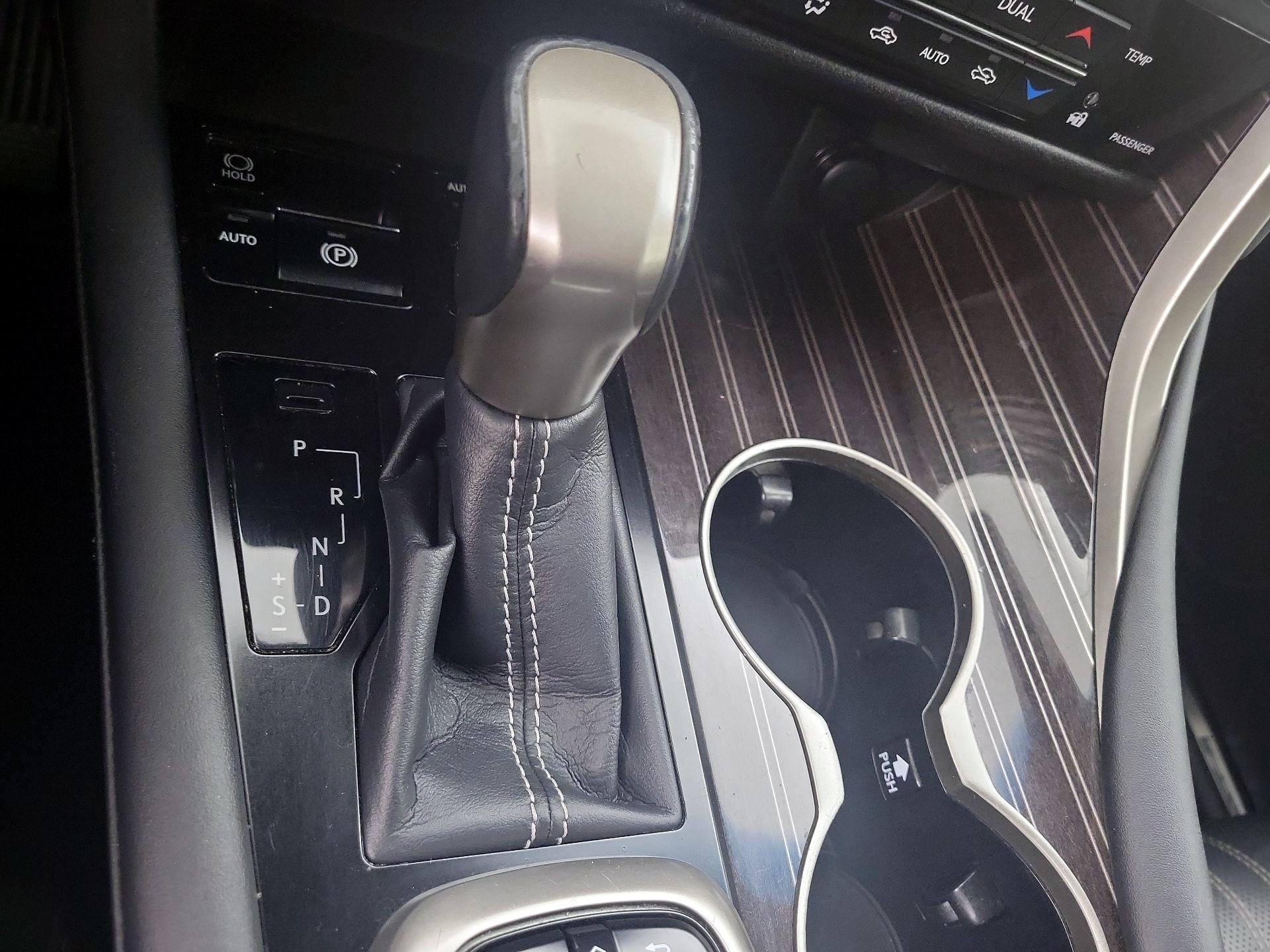 Thumbnail: 2018 Lexus RX - 18