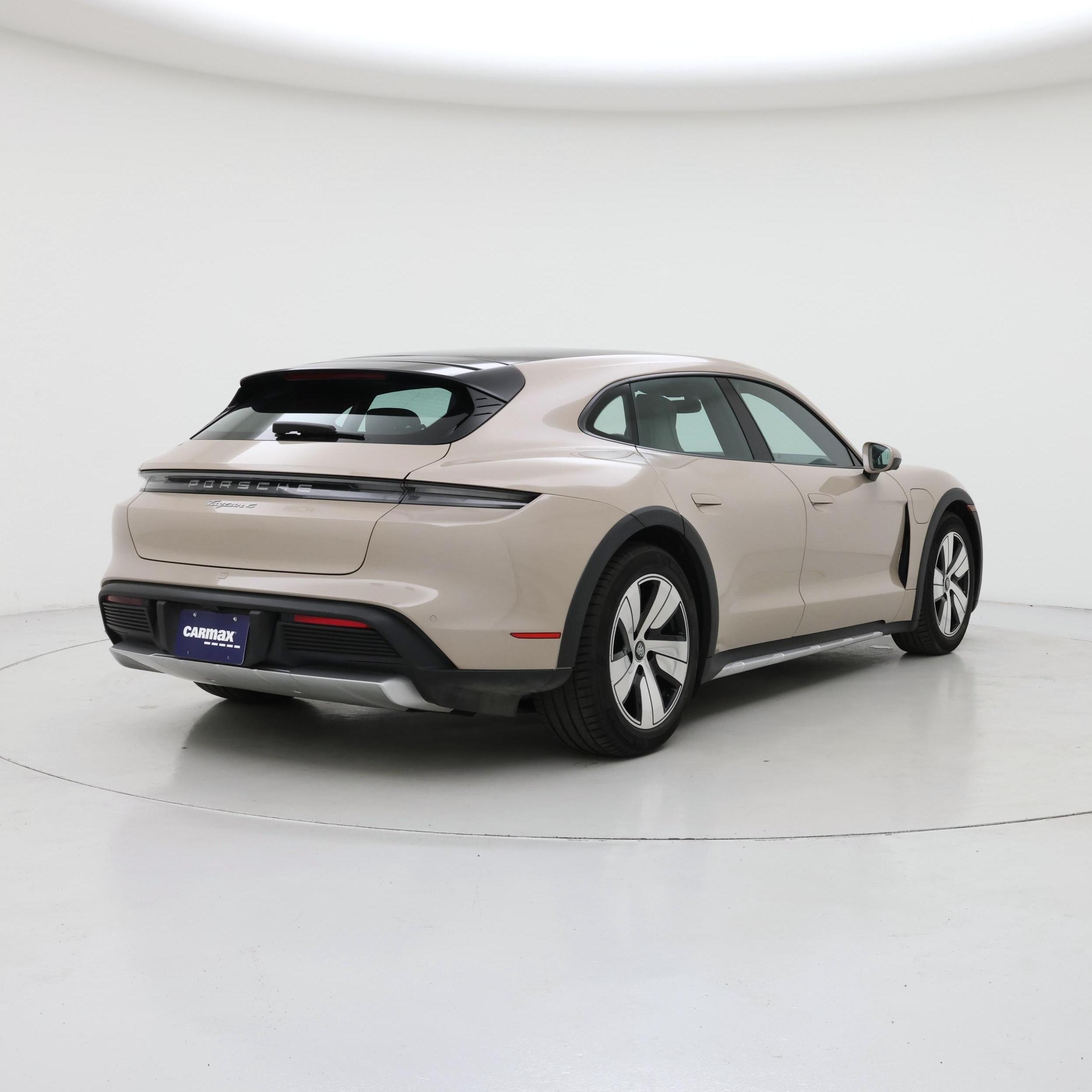 Thumbnail: 2023 Porsche Taycan - 8
