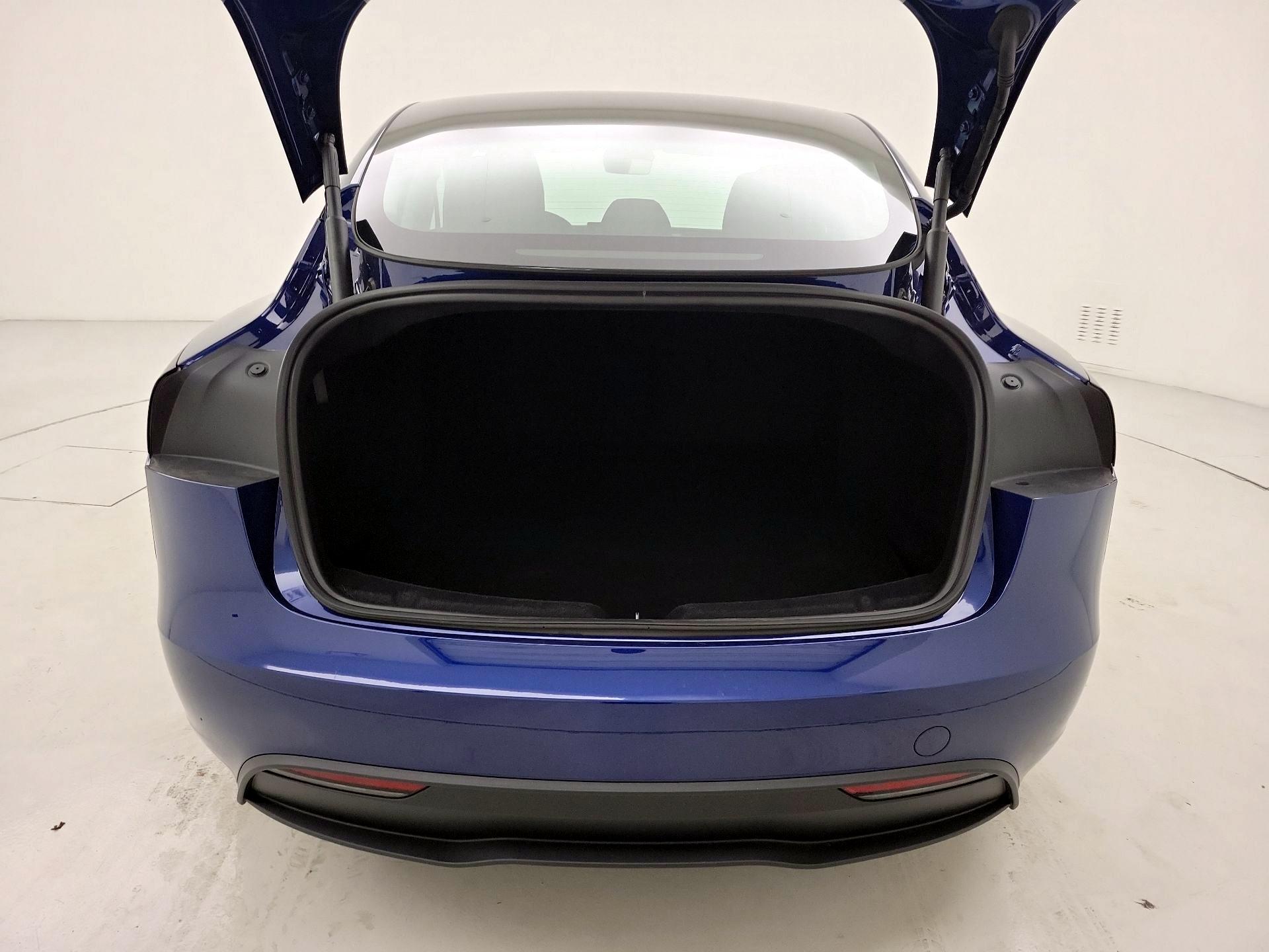Thumbnail: 2026 Tesla Model 3 - 19