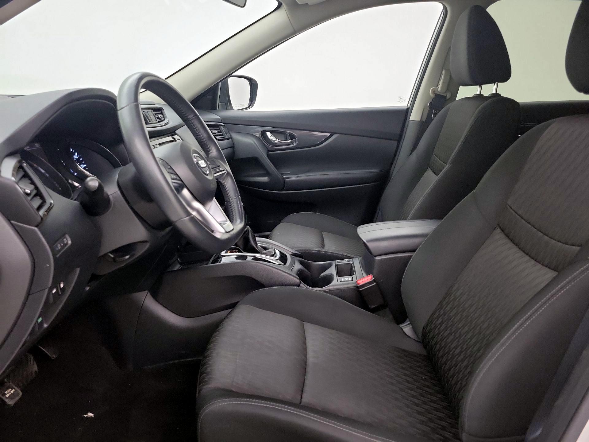 Thumbnail: 2018 Nissan Rogue - 11