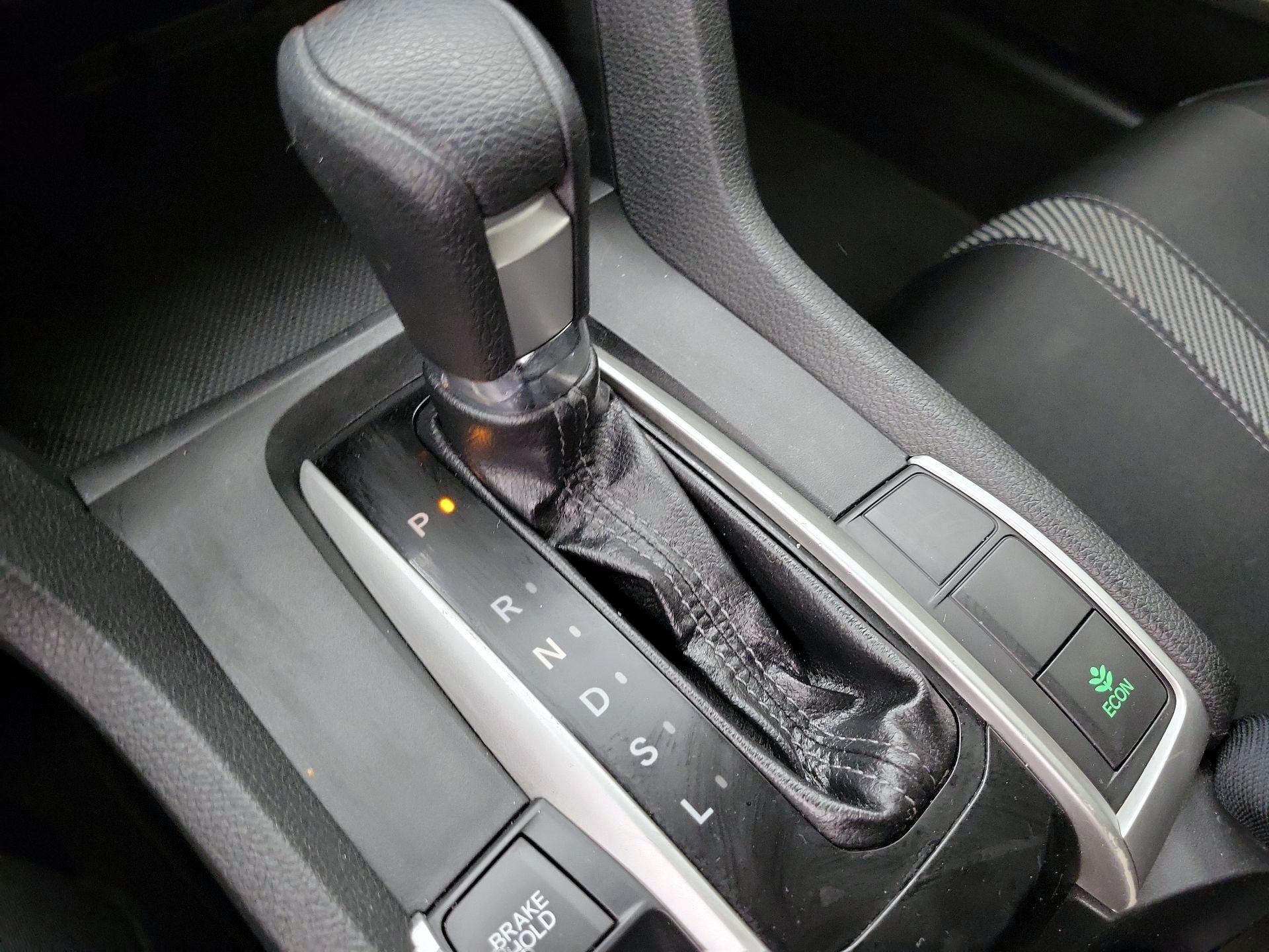 Thumbnail: 2016 Honda Civic - 17