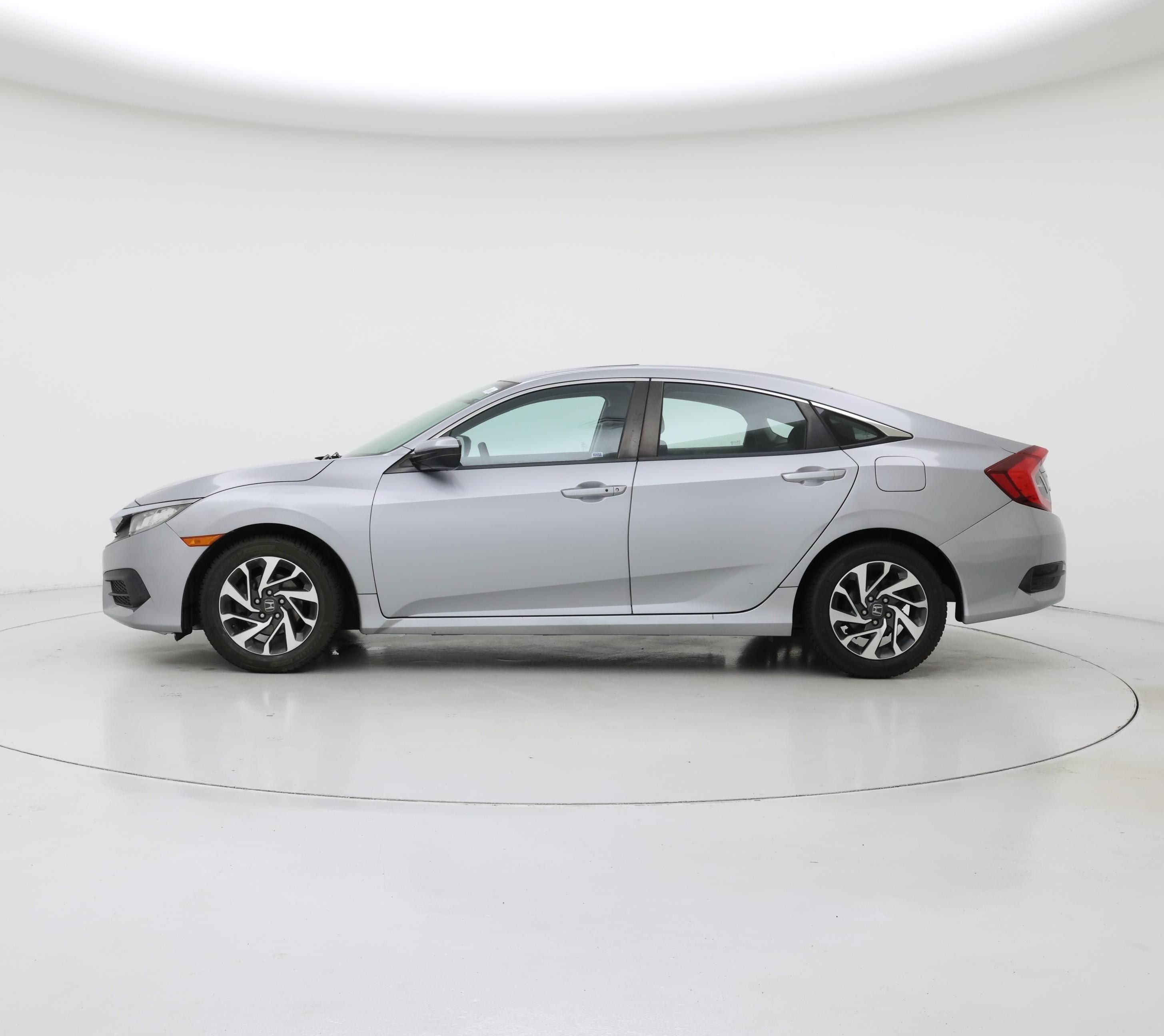 Thumbnail: 2016 Honda Civic - 3