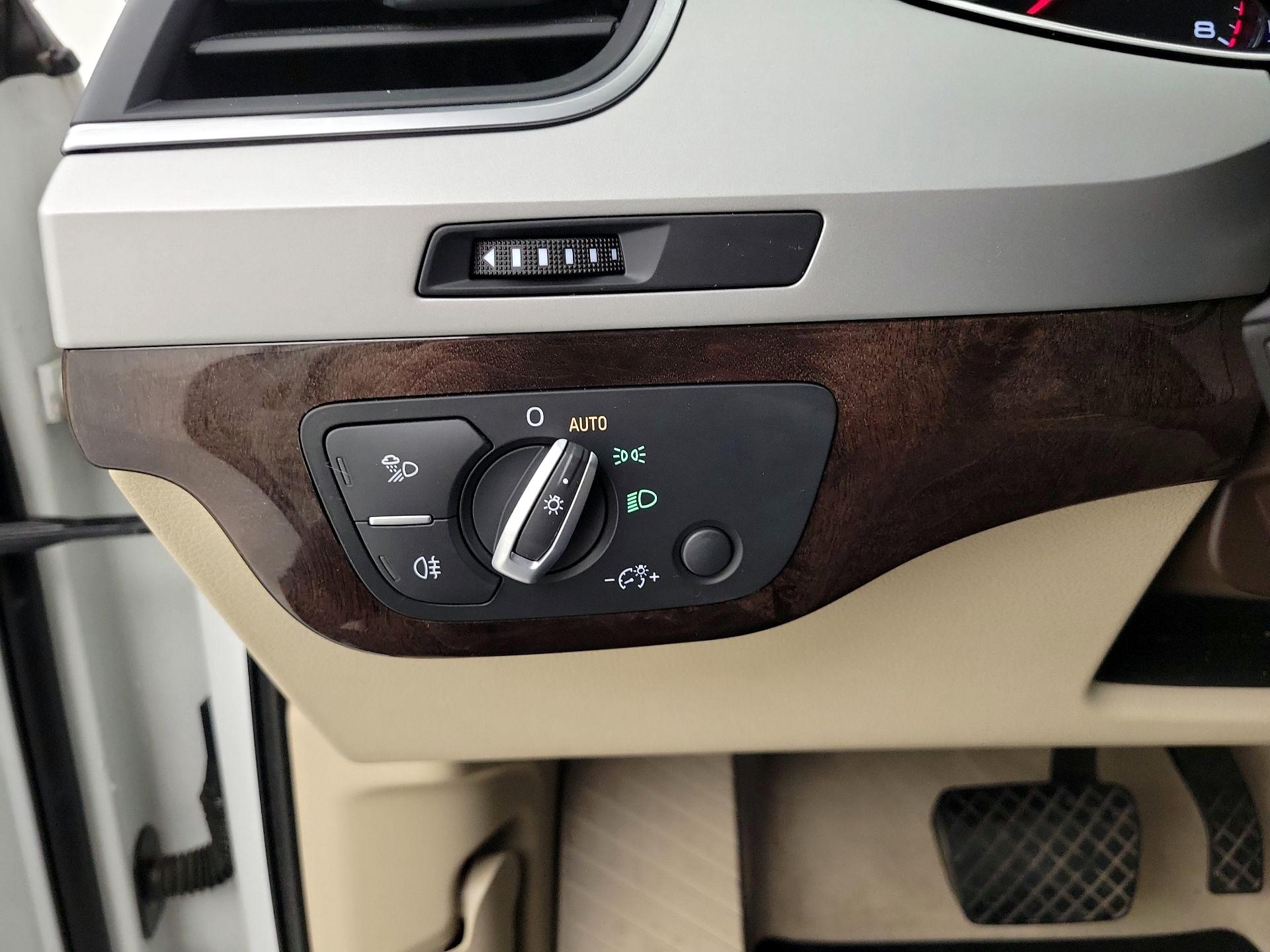 Thumbnail: 2019 Audi Q7 - 13