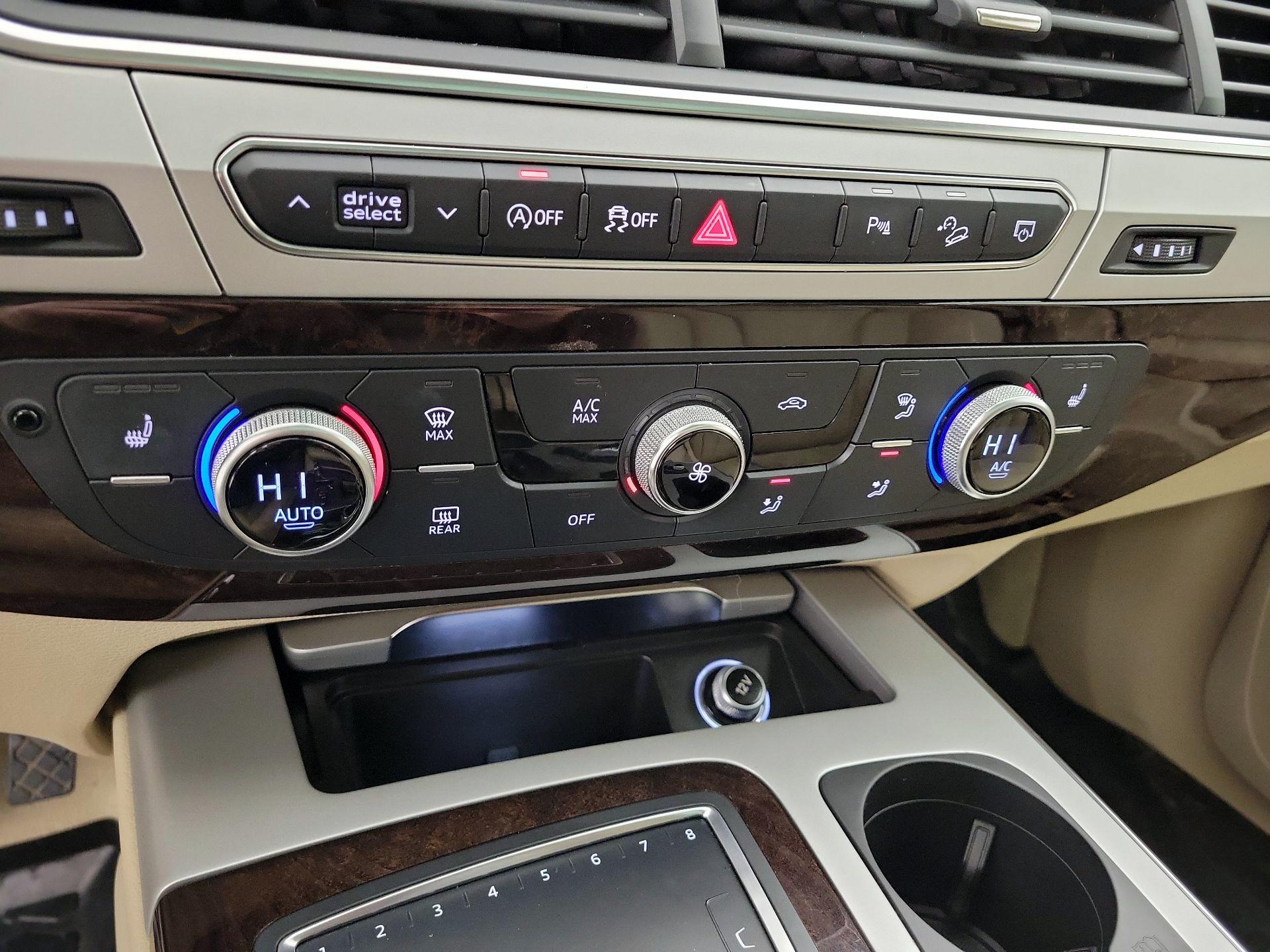 Thumbnail: 2019 Audi Q7 - 17