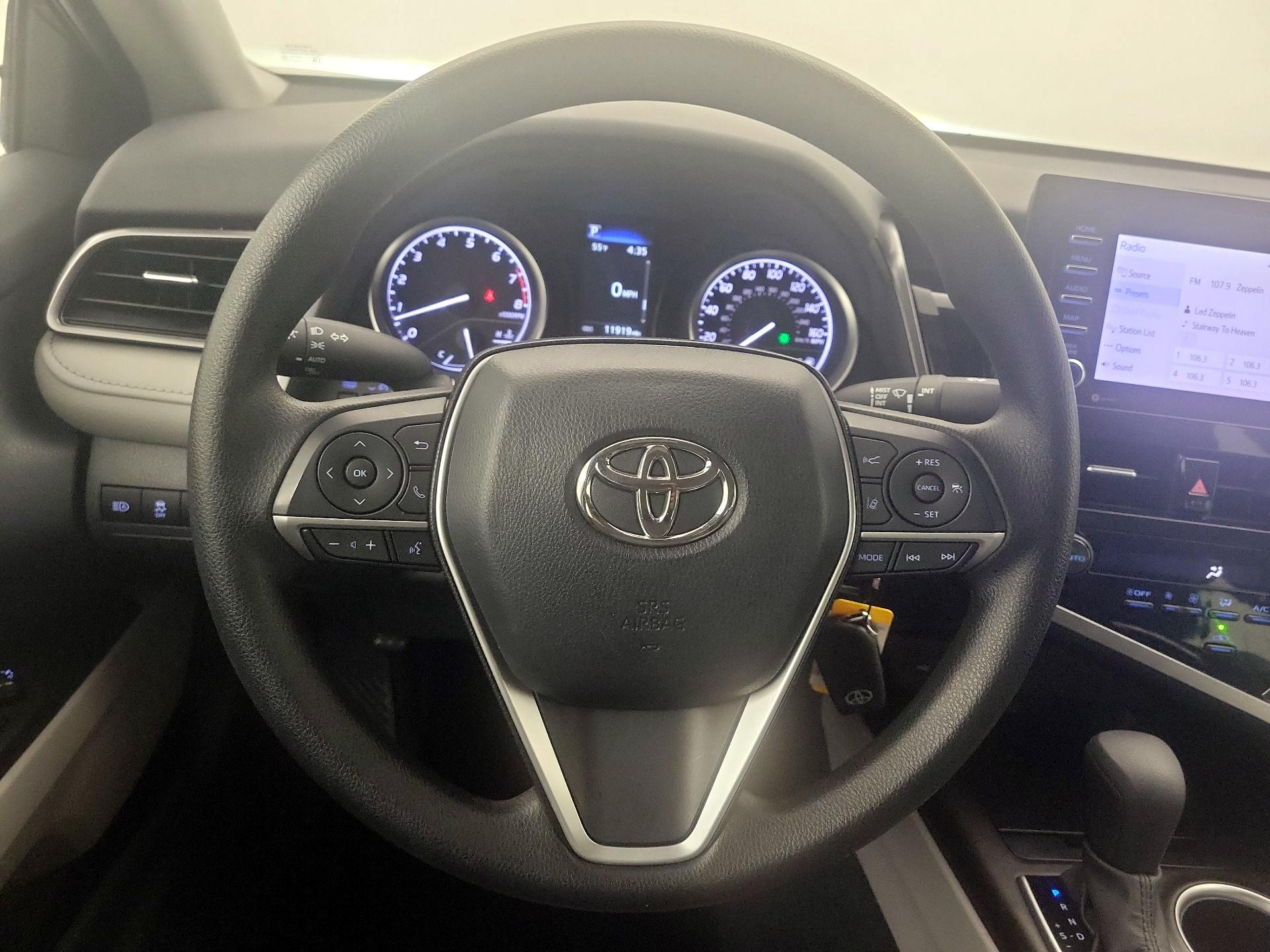 Thumbnail: 2023 Toyota Camry - 10