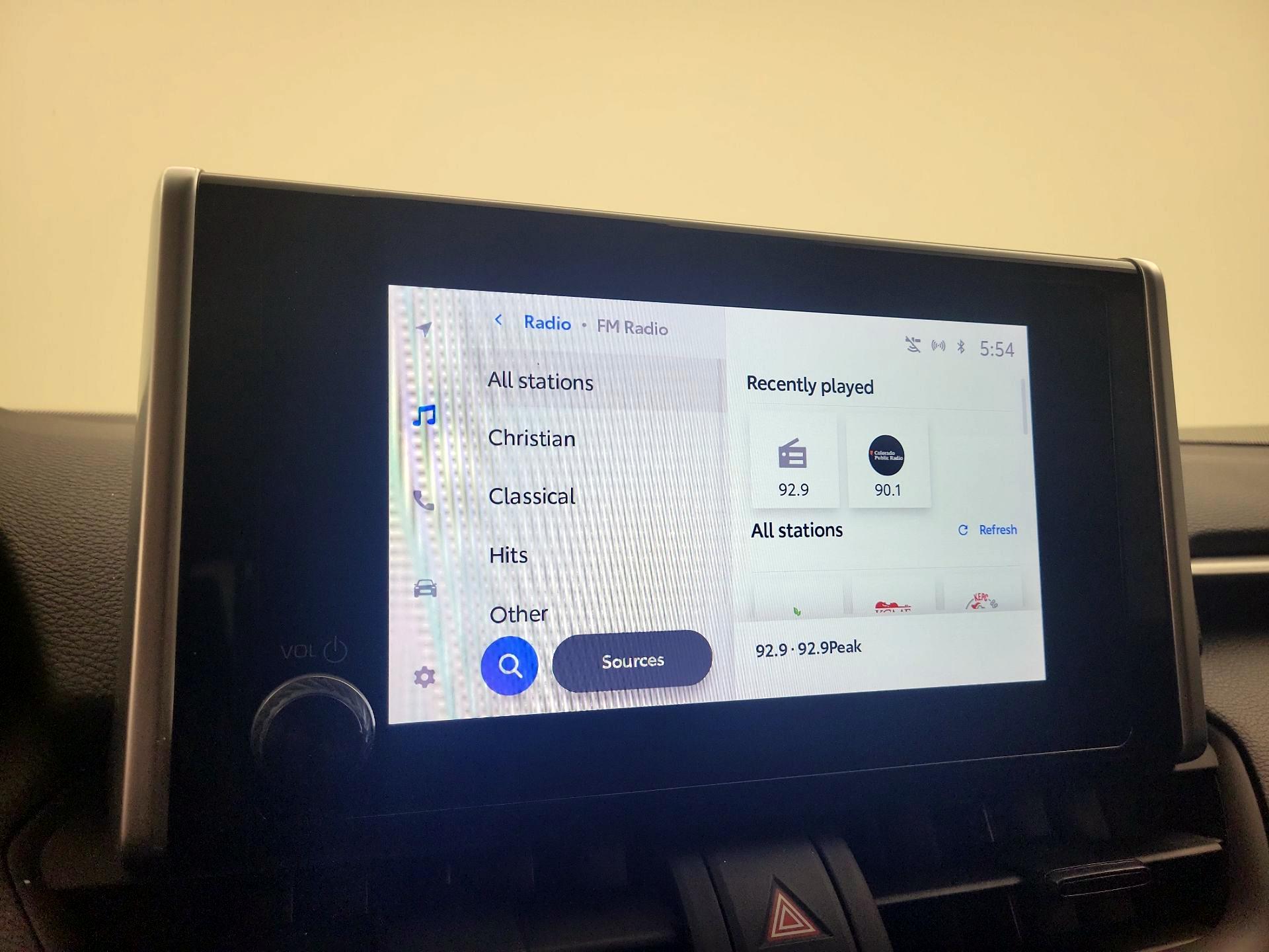 Thumbnail: 2023 Toyota RAV4 - 15