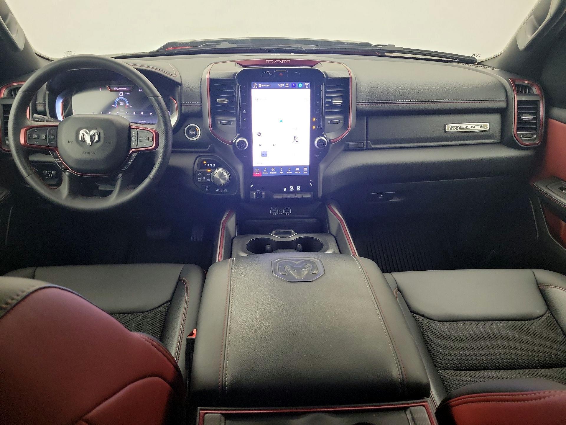 Thumbnail: 2025 RAM 1500 - 9