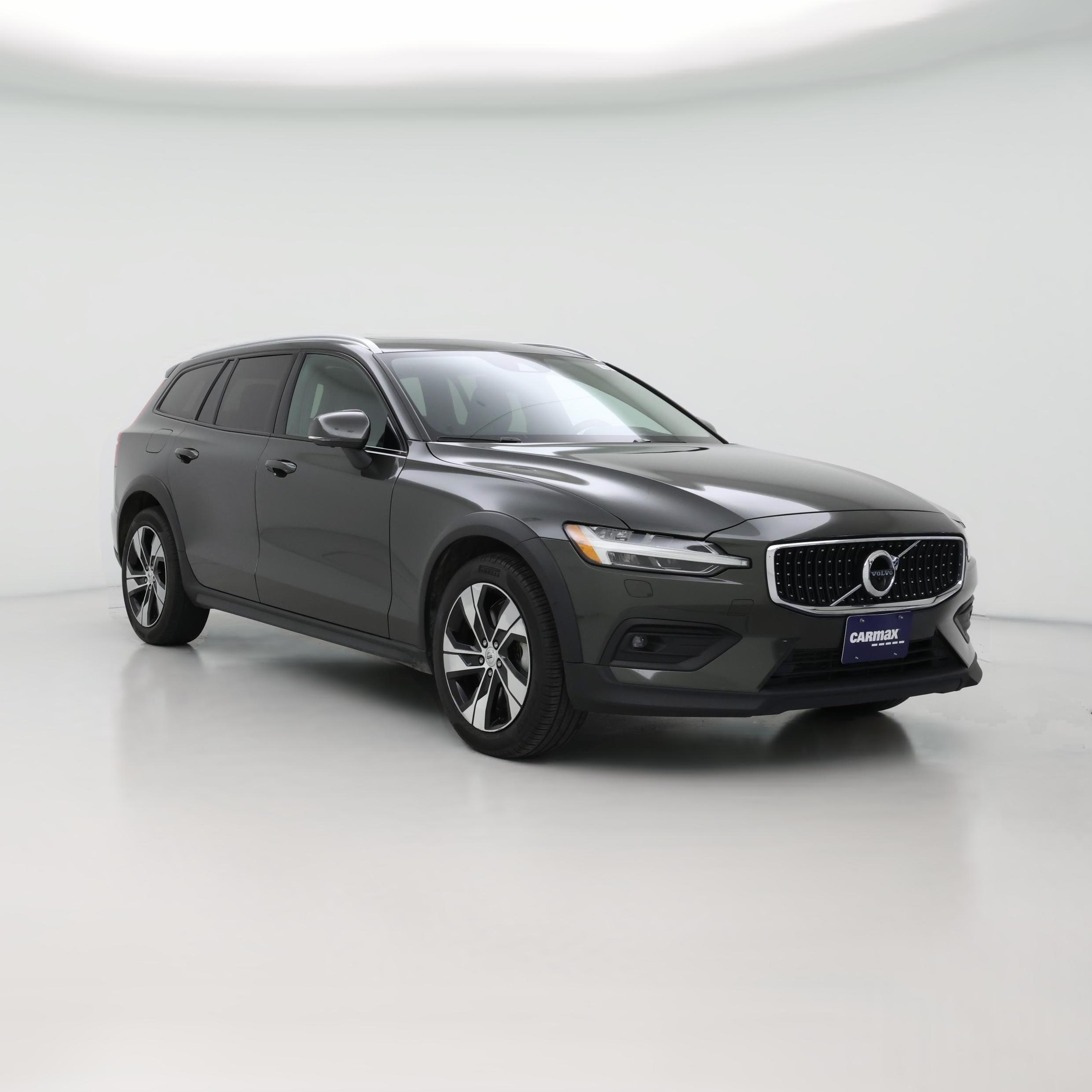 Thumbnail: 2022 Volvo S60 - 1
